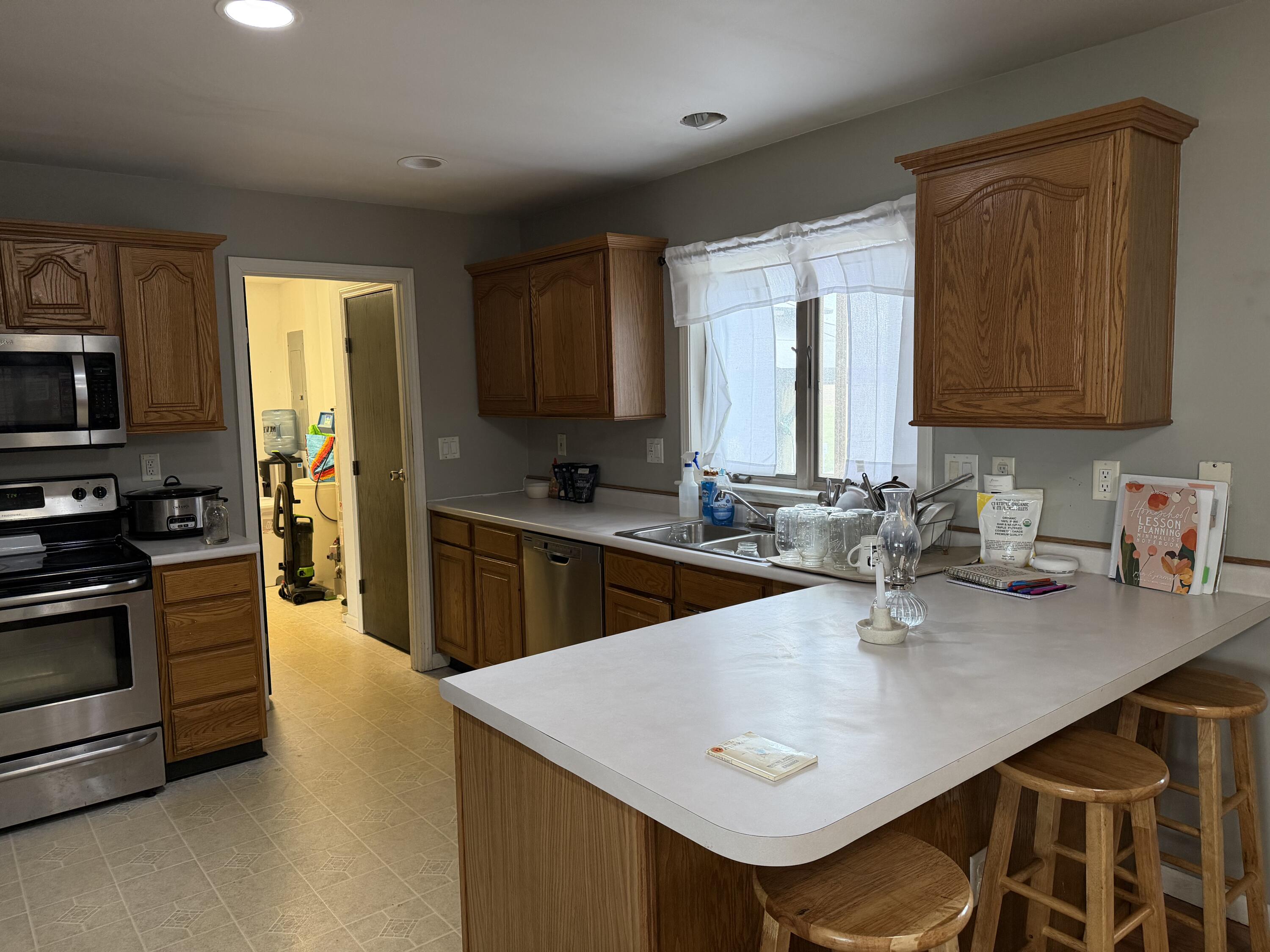 14888 State Route 117, Waynesfield, Ohio 45896