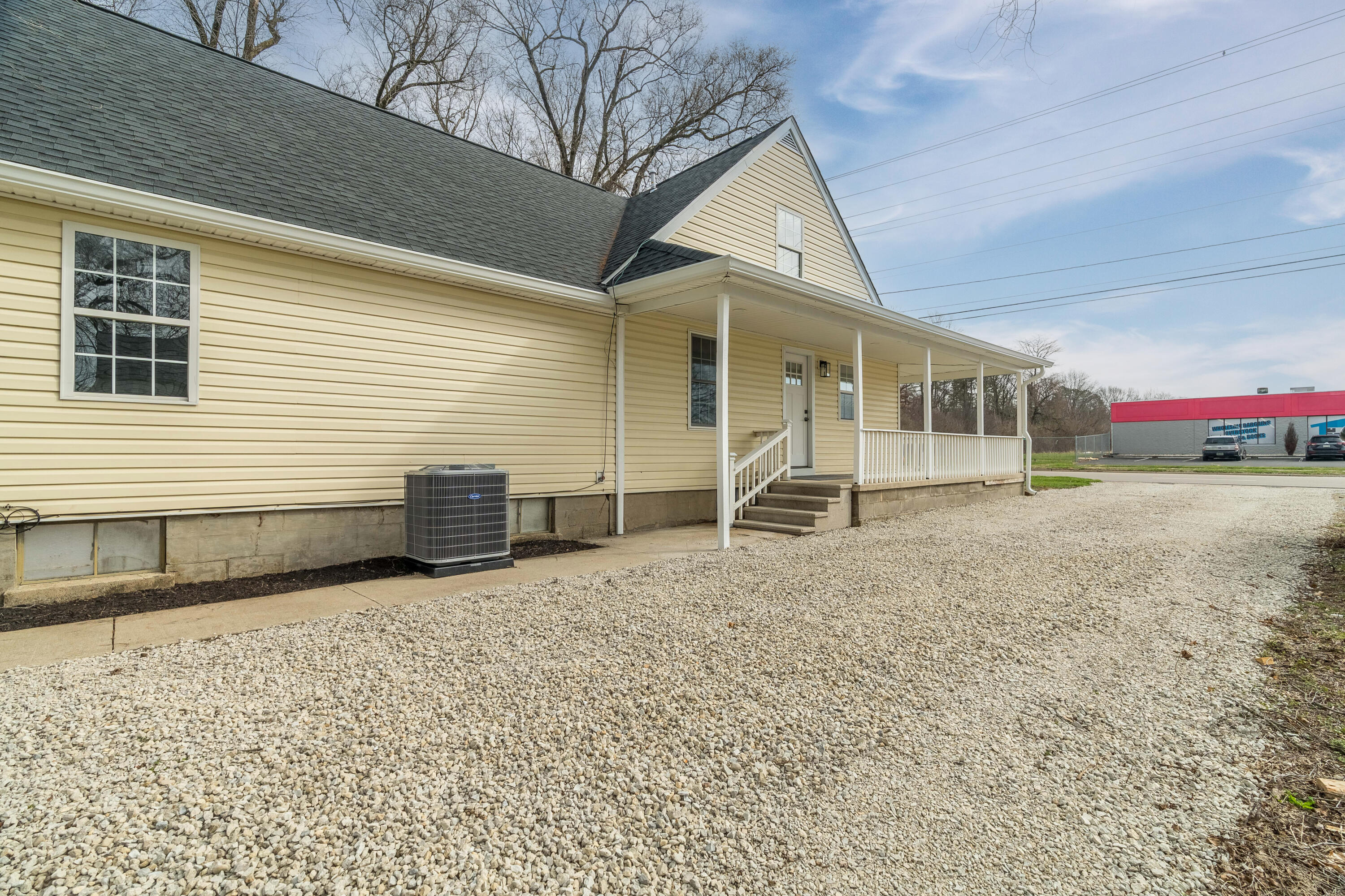 8240 Looney Road, Piqua, Ohio 45356