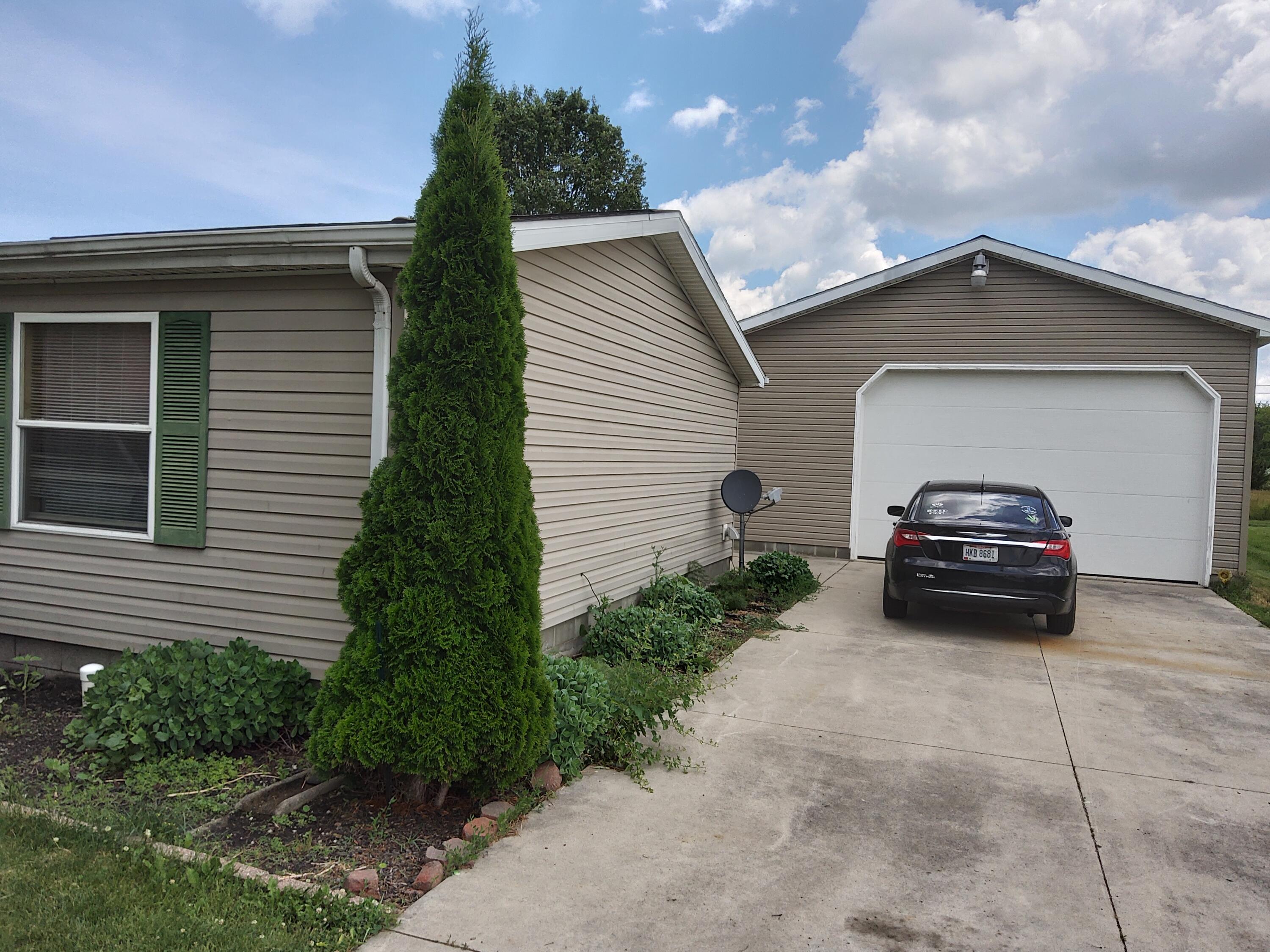 5290 Lake Drive, Celina, Ohio 45822