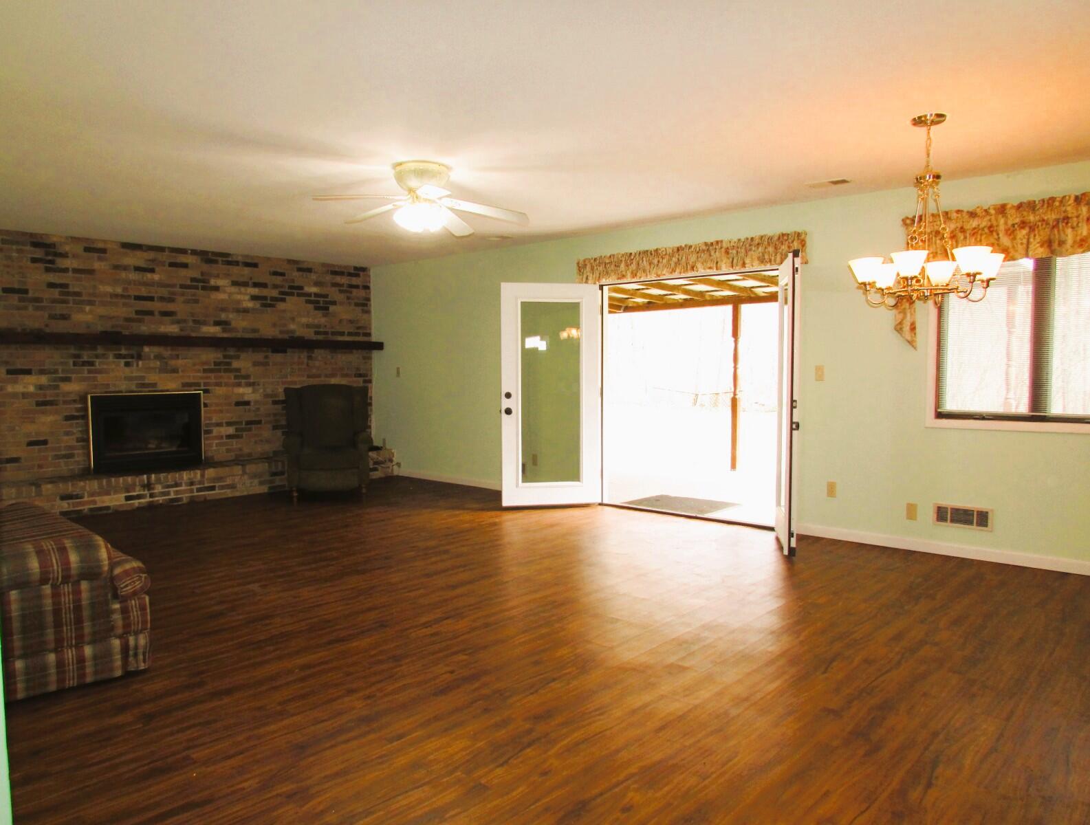 6011 Carlton Road, West Alexandria, Ohio 45381