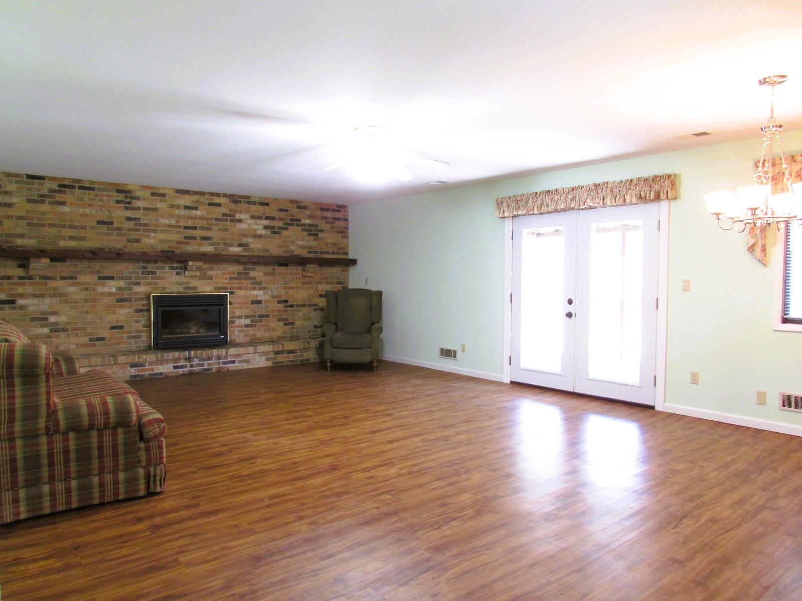 6011 Carlton Road, West Alexandria, Ohio 45381