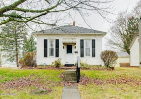 79 Broadway Street, Kenton, Ohio, 3 Bedrooms Bedrooms, ,1 BathroomBathrooms,Residential,For Sale,Broadway,309608