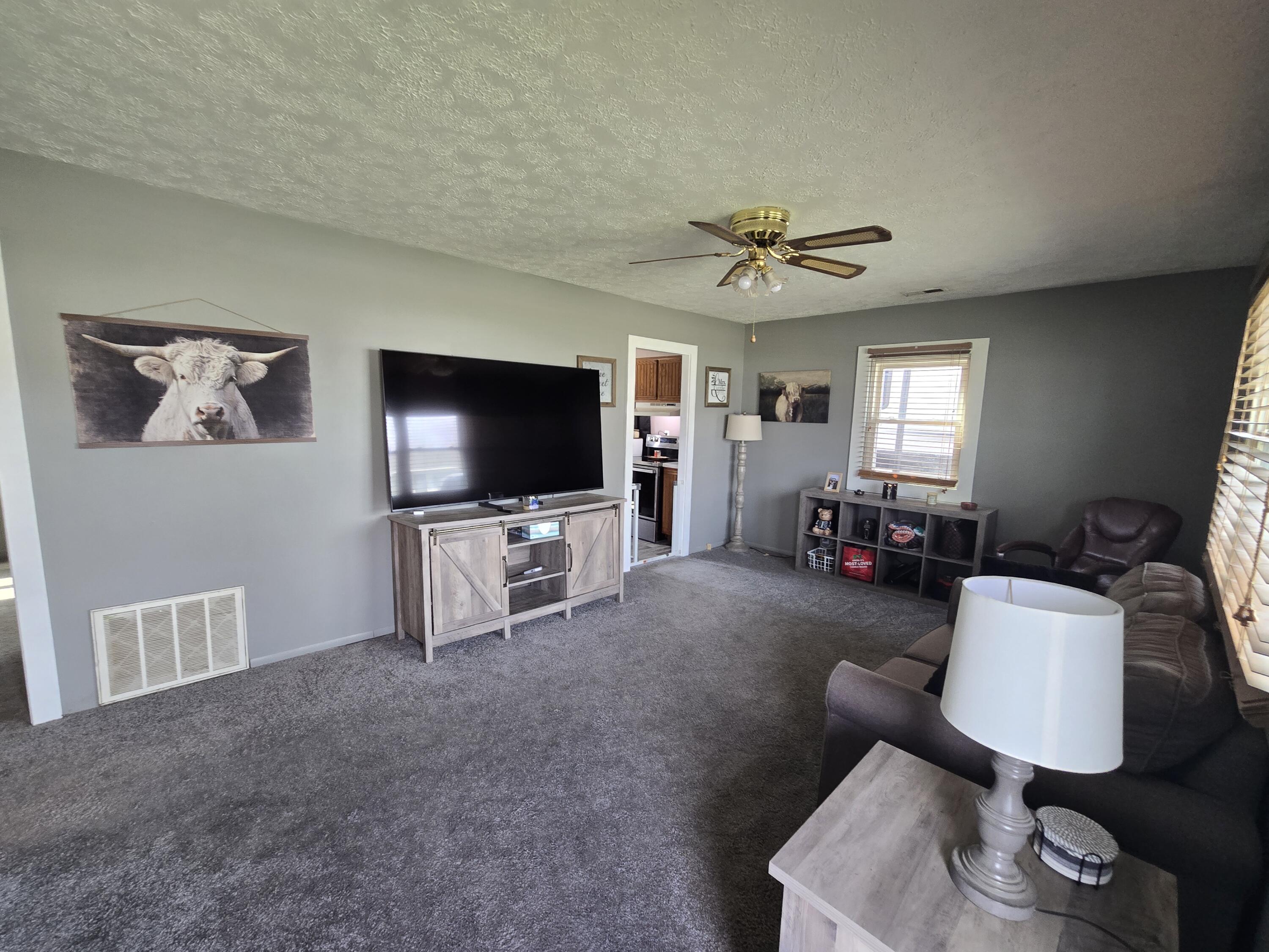 2745 Share Street, Springfield, Ohio 45505