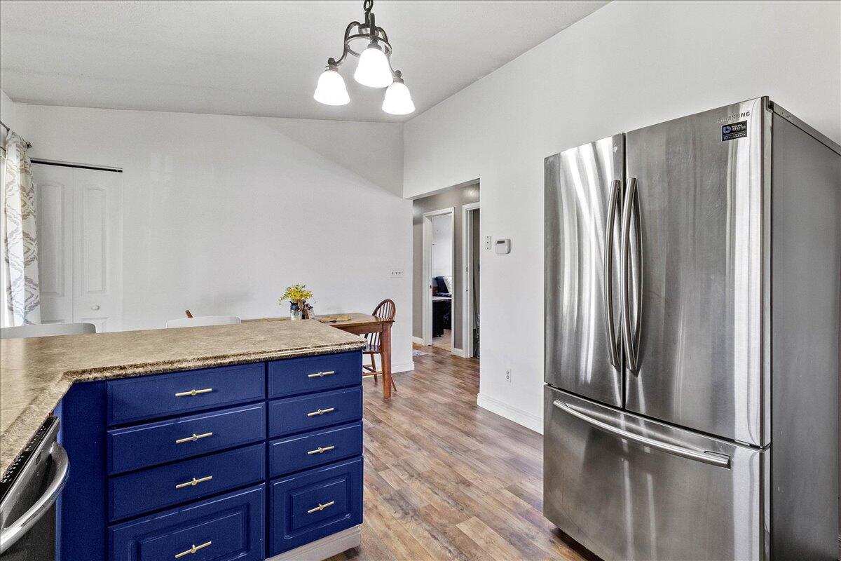 28 Lloyd Drive, North Lewisburg, Ohio 43060