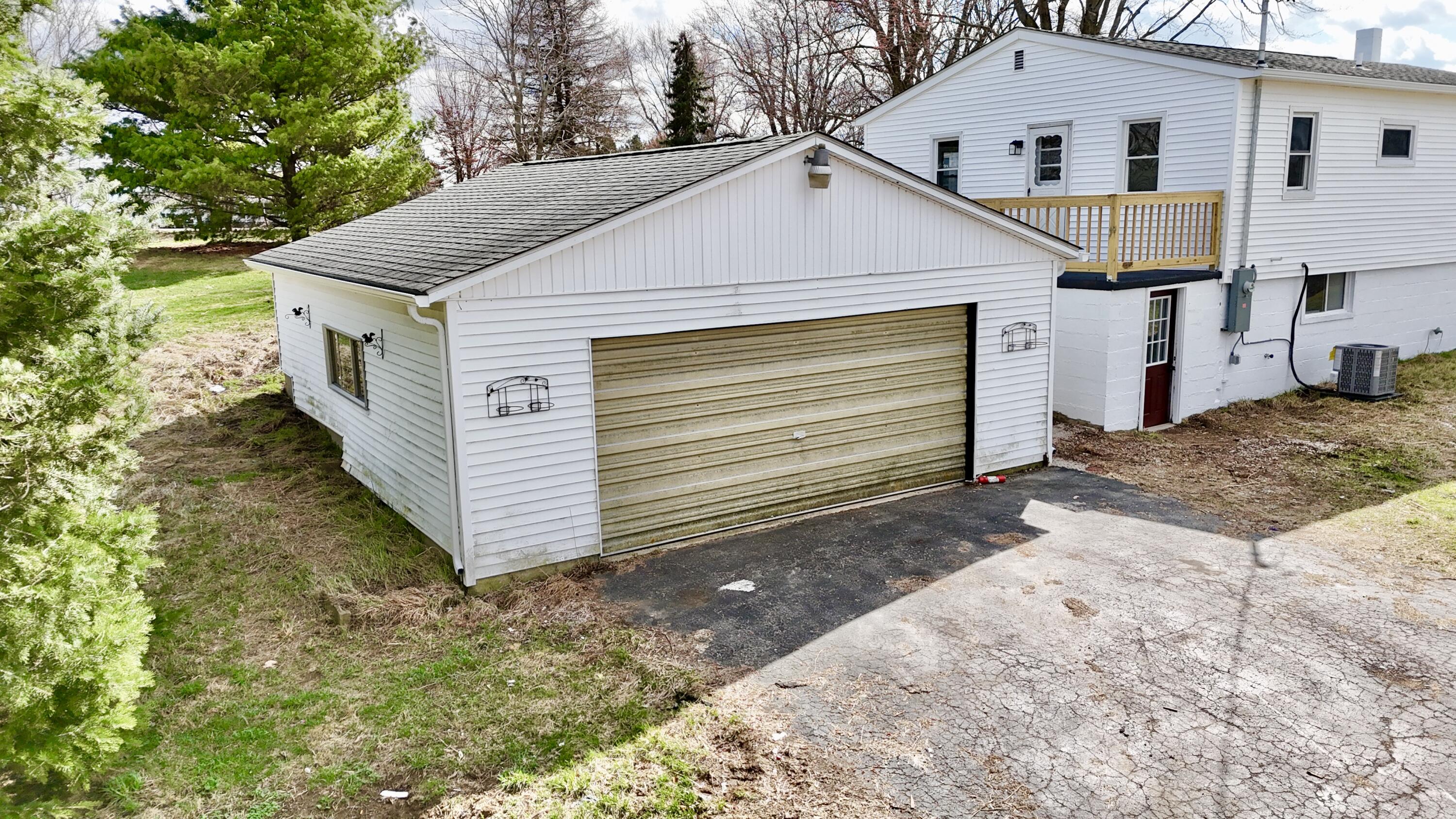 2664 Kennard Kingscreek Road, Urbana, Ohio 43078