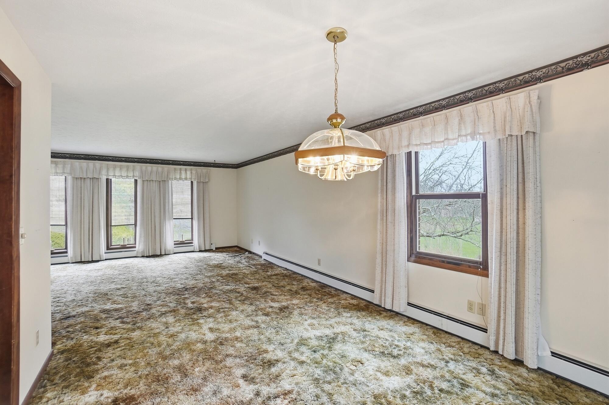 3831 Crescent Hill Road, Springfield, Ohio 45502