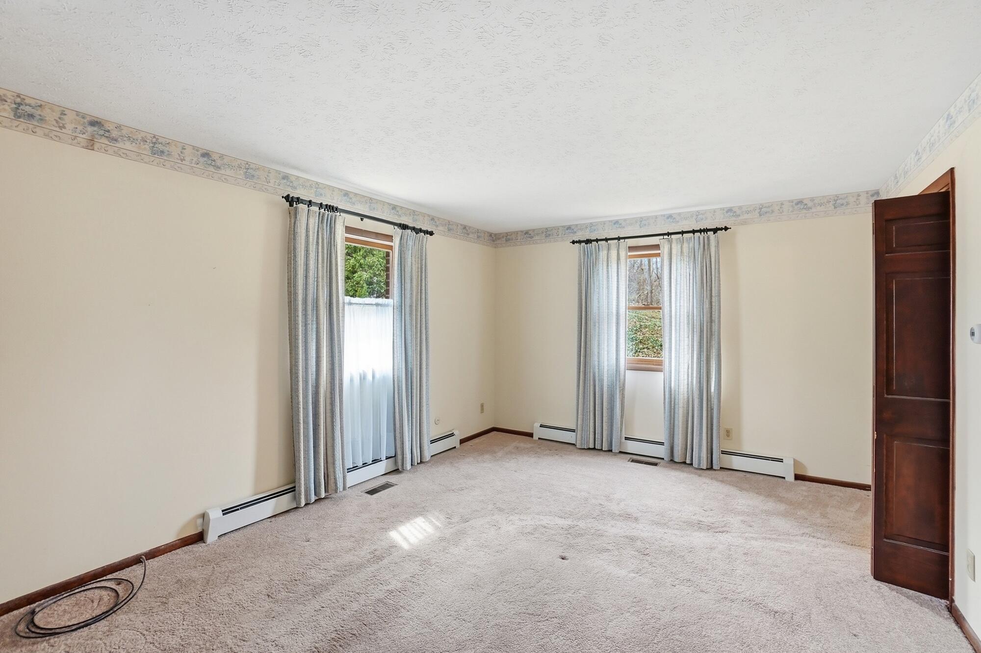 3831 Crescent Hill Road, Springfield, Ohio 45502