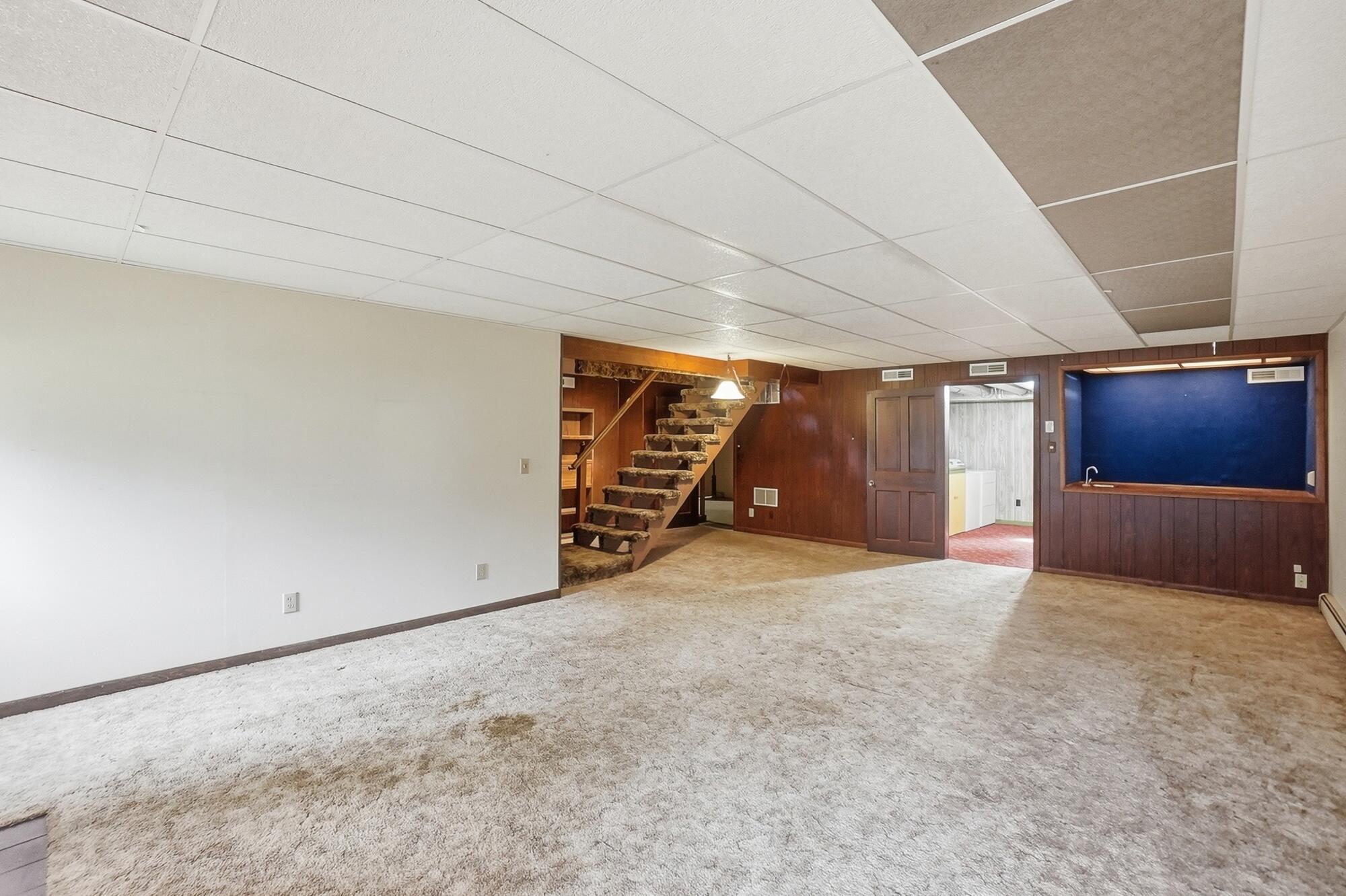 3831 Crescent Hill Road, Springfield, Ohio 45502