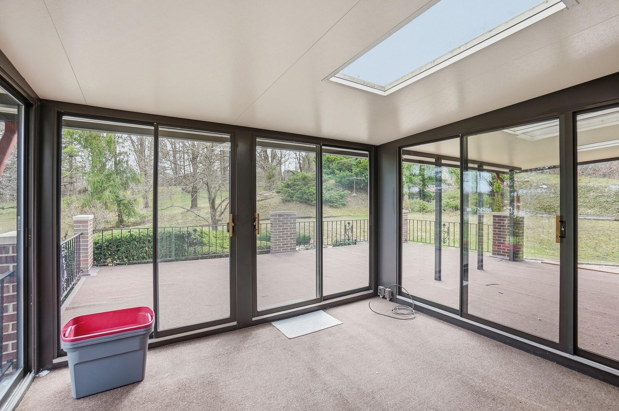 3831 Crescent Hill Road, Springfield, Ohio 45502