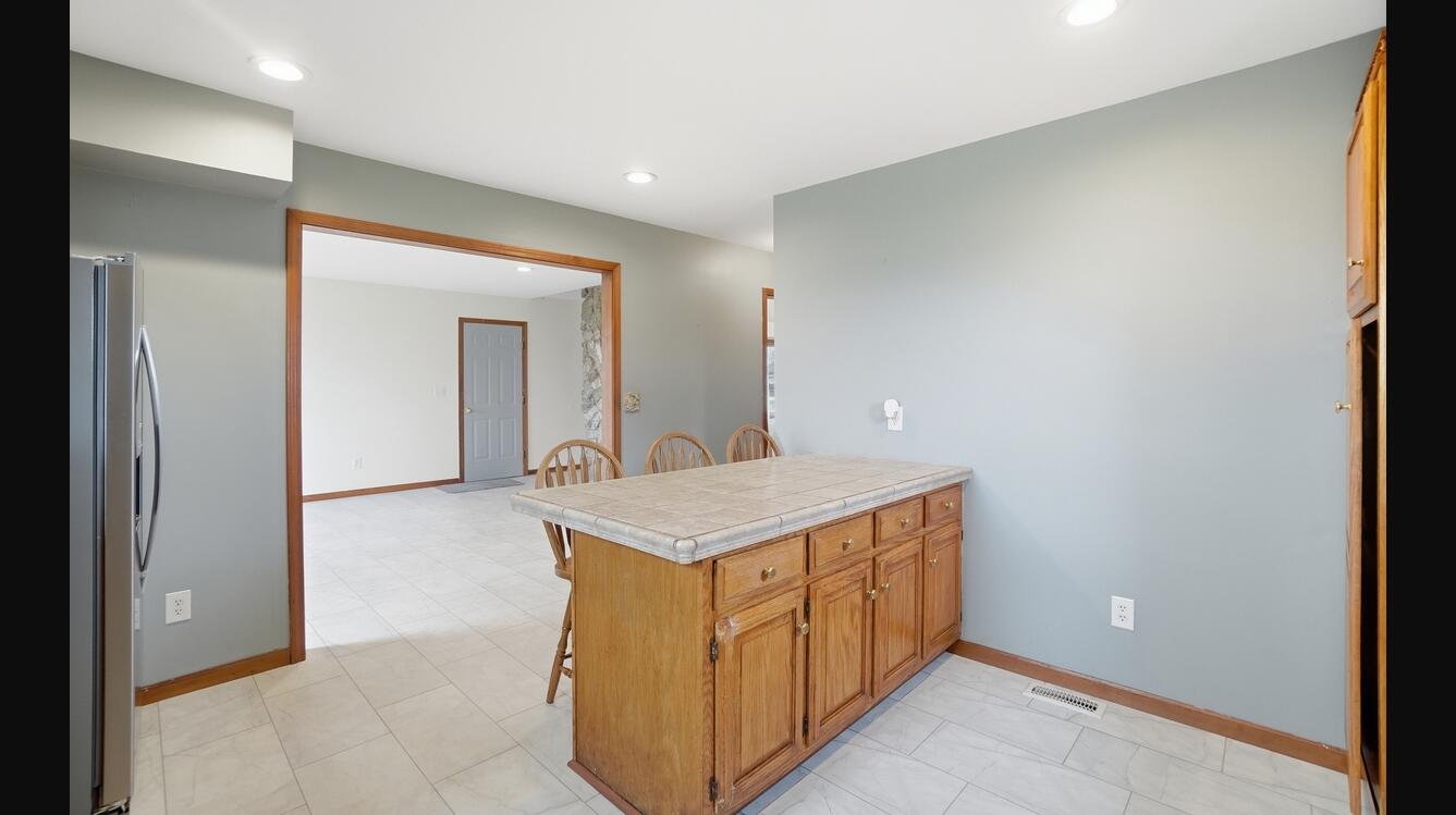 18934 Mudsock Road, Wapakoneta, Ohio 45895