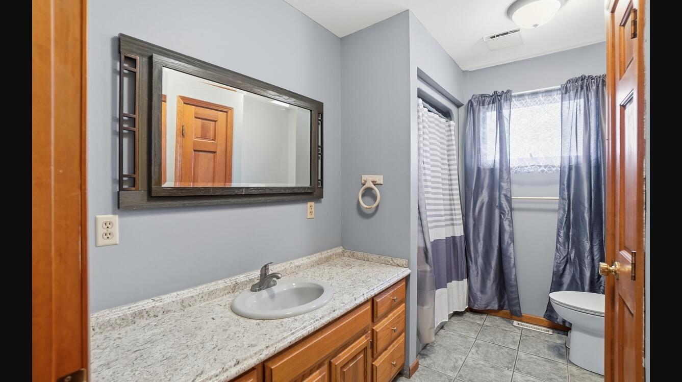 18934 Mudsock Road, Wapakoneta, Ohio 45895