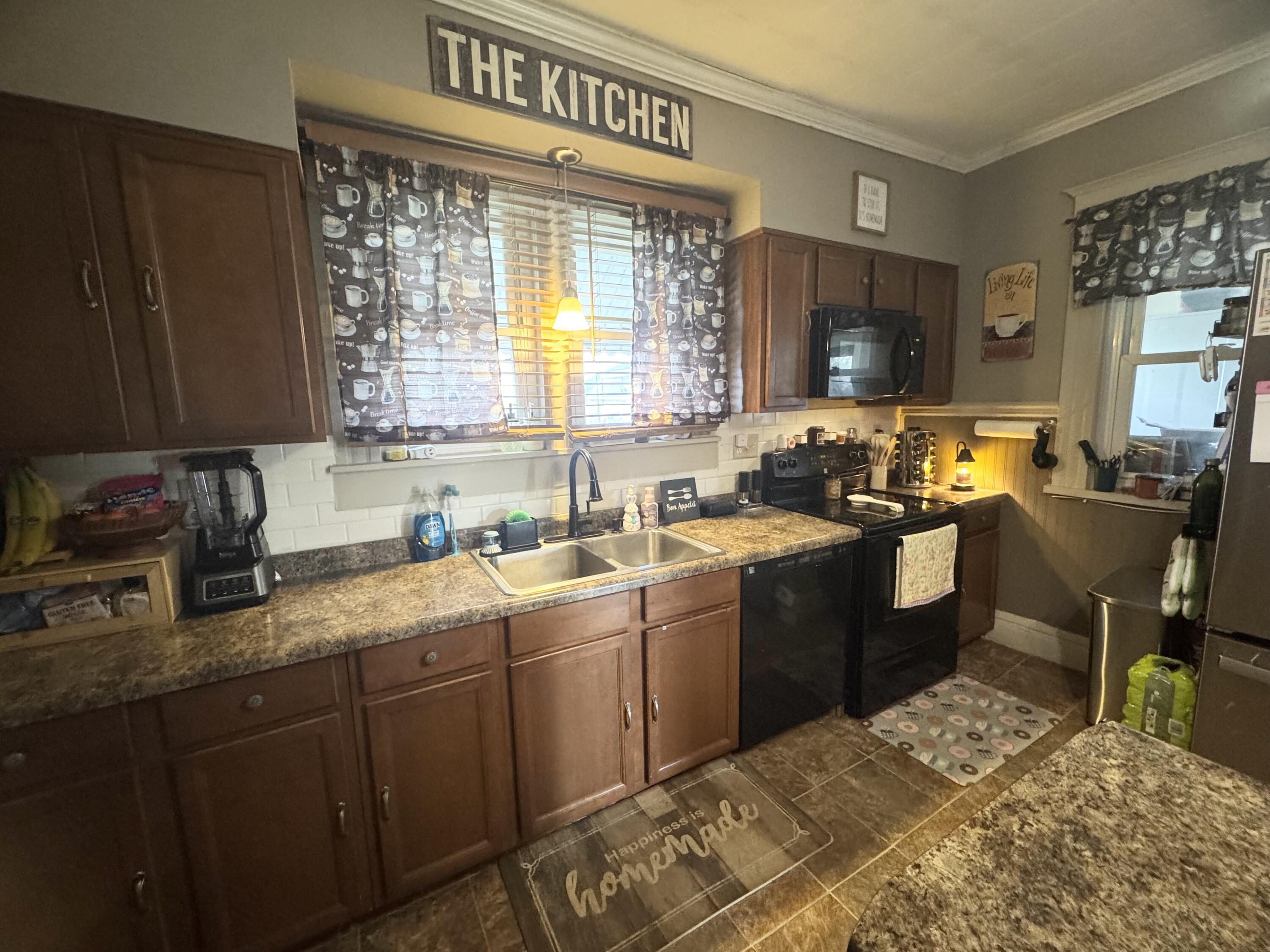 630 Brandon Avenue, Celina, Ohio 45822