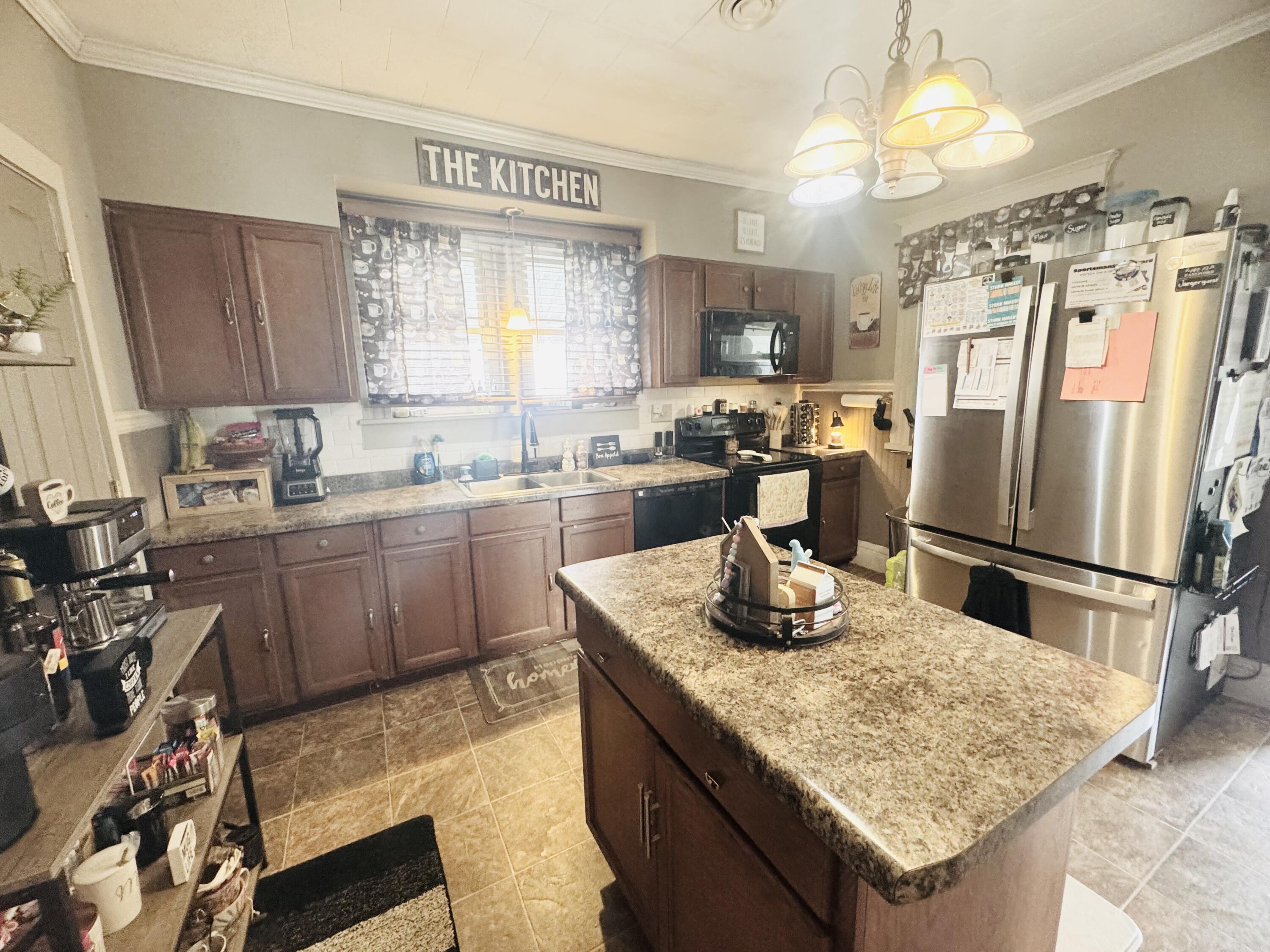 630 Brandon Avenue, Celina, Ohio 45822