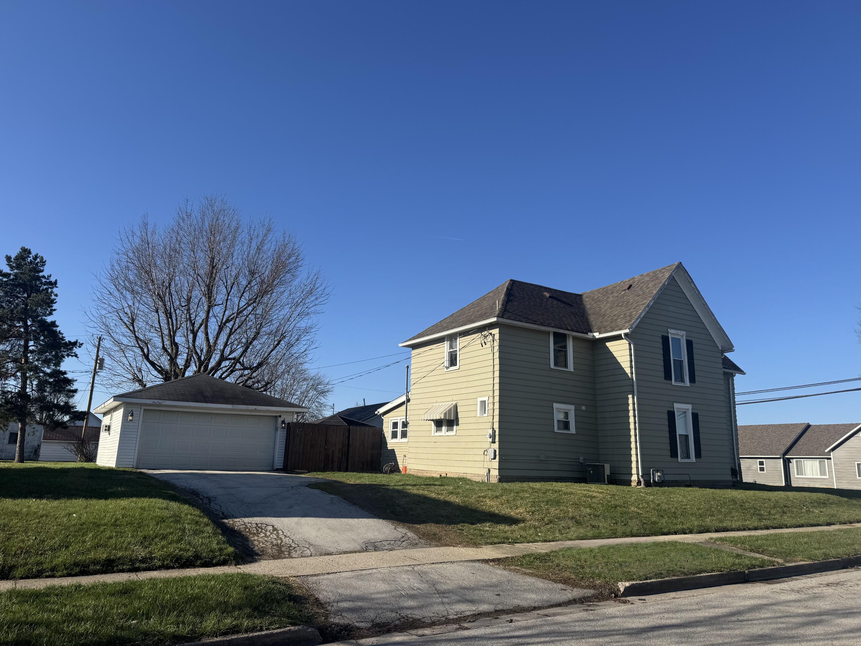 630 Brandon Avenue, Celina, Ohio 45822