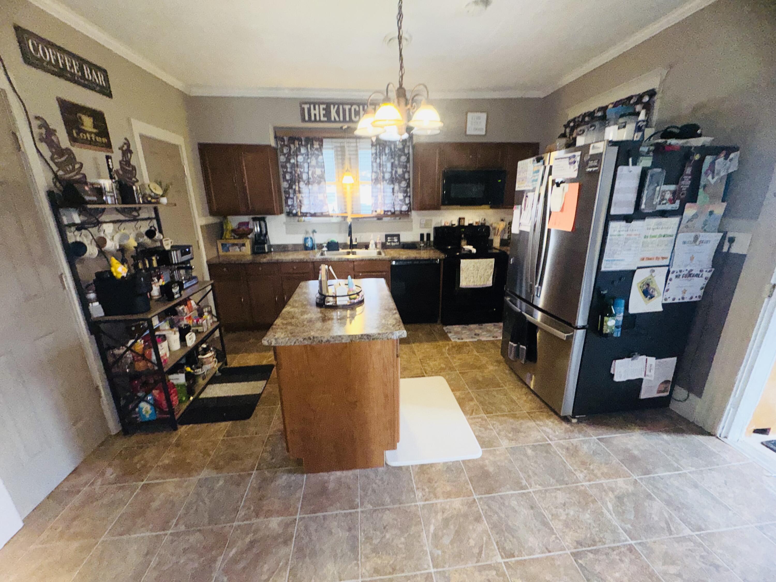 630 Brandon Avenue, Celina, Ohio 45822