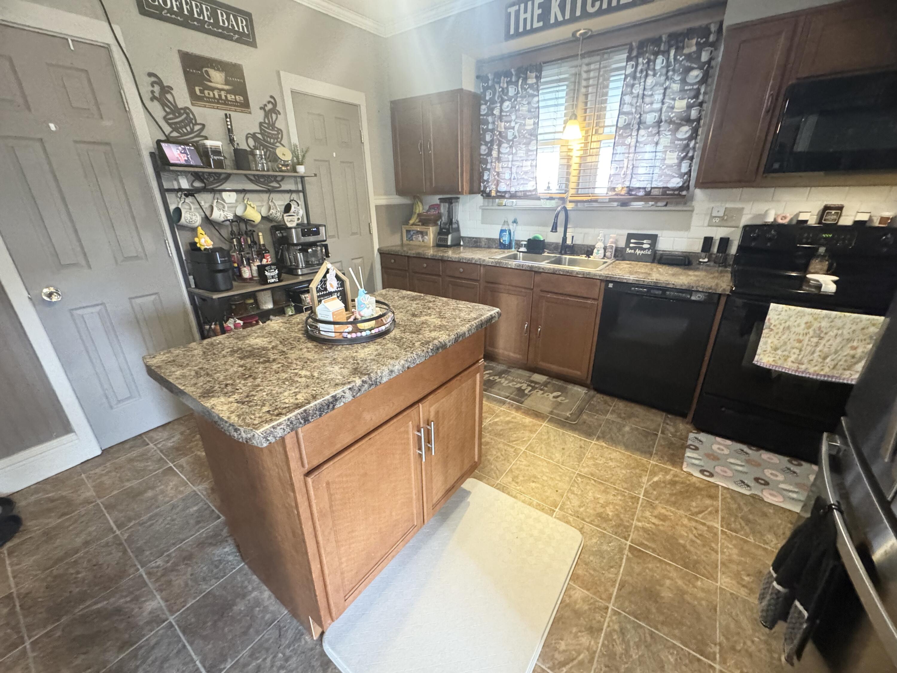 630 Brandon Avenue, Celina, Ohio 45822