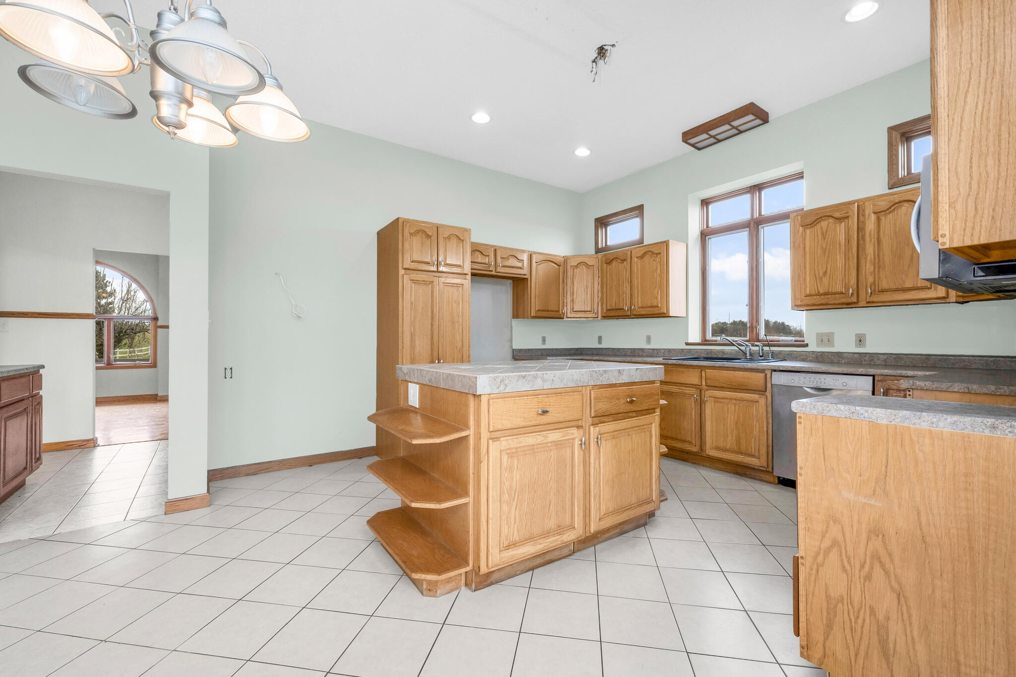 1547 State Route 47, Bellefontaine, Ohio 43311