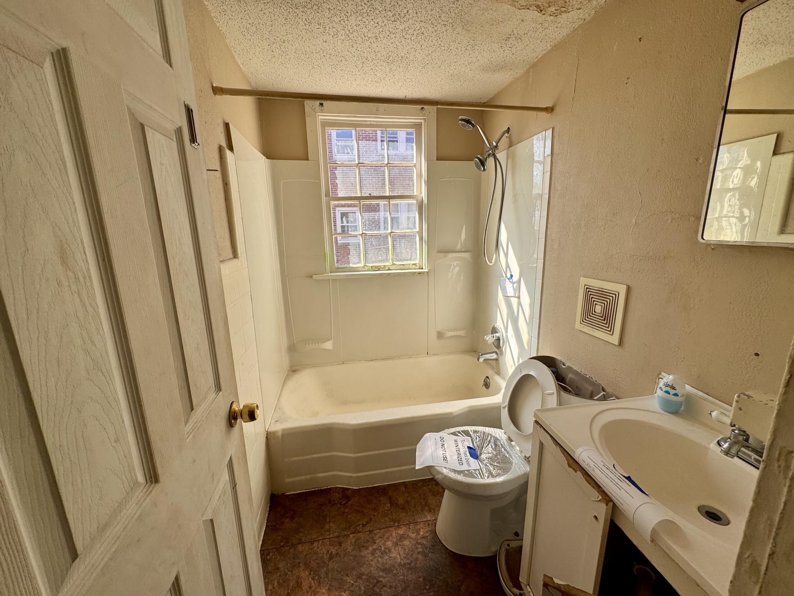 2118 Catalpa Drive, Dayton, Ohio 45406