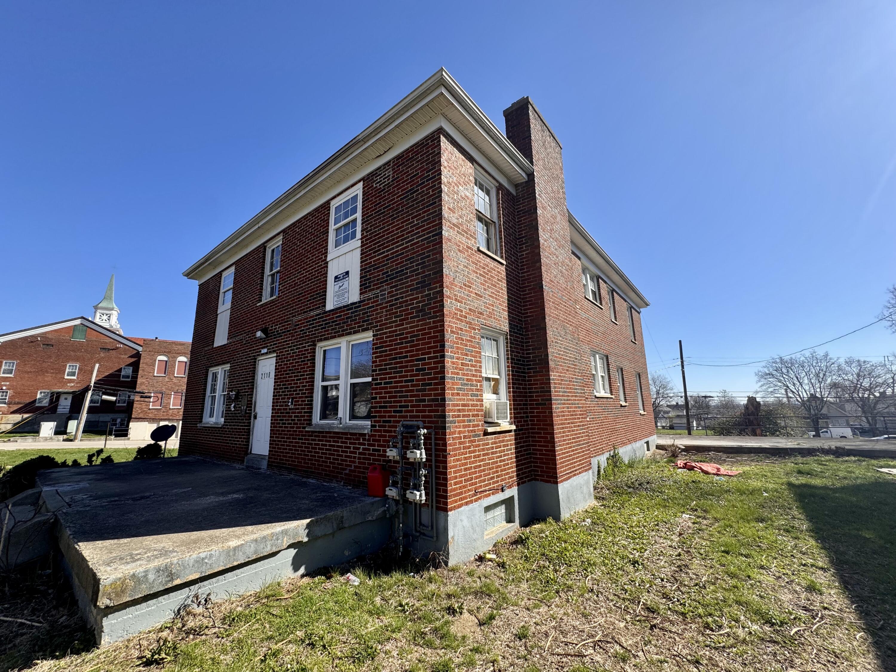 2118 Catalpa Drive, Dayton, Ohio 45406