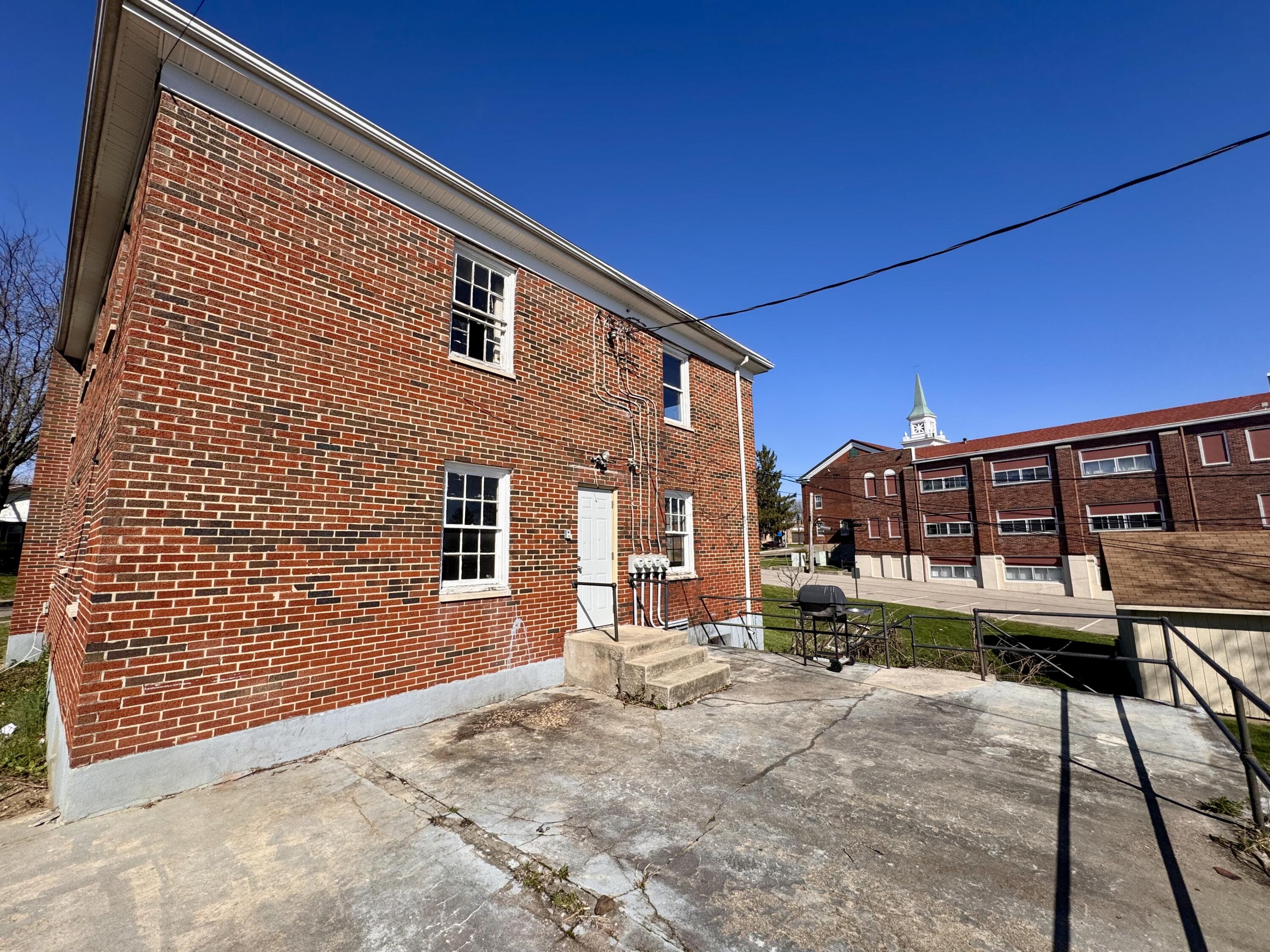 2118 Catalpa Drive, Dayton, Ohio 45406