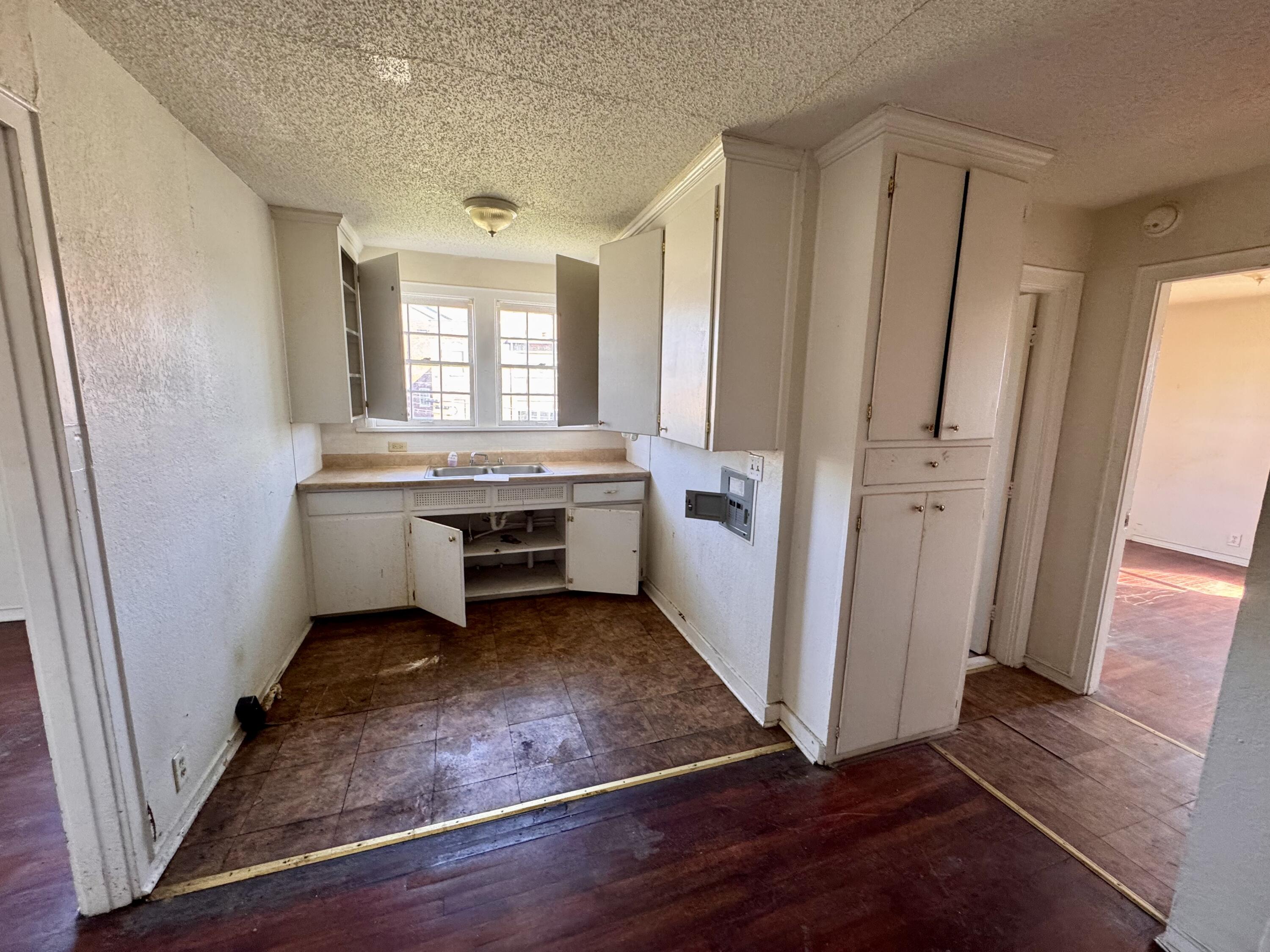 2118 Catalpa Drive, Dayton, Ohio 45406