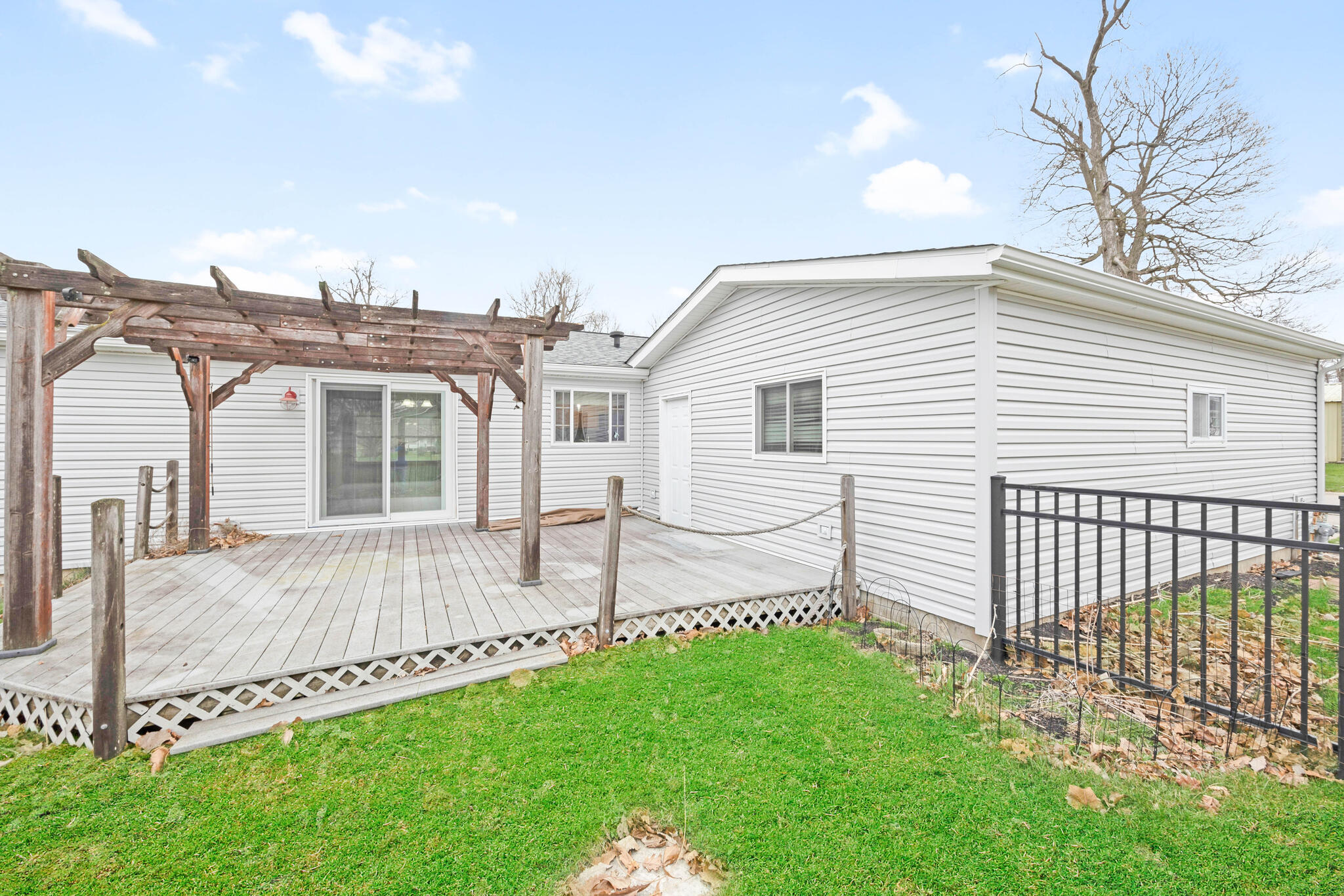 7655 Kooteney Street, Huntsville, Ohio 43324