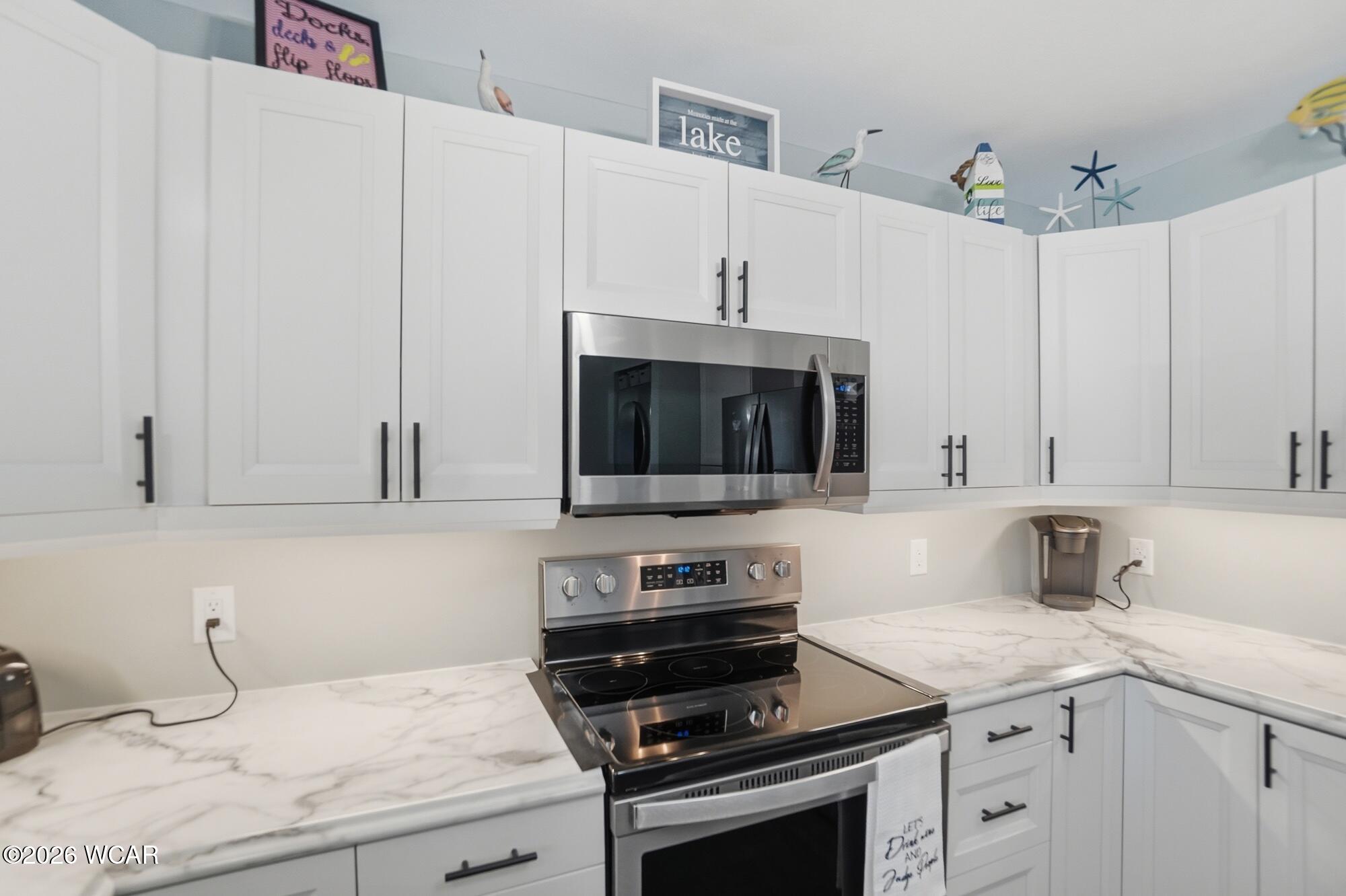 241 Chase Avenue, Russells Point, Ohio