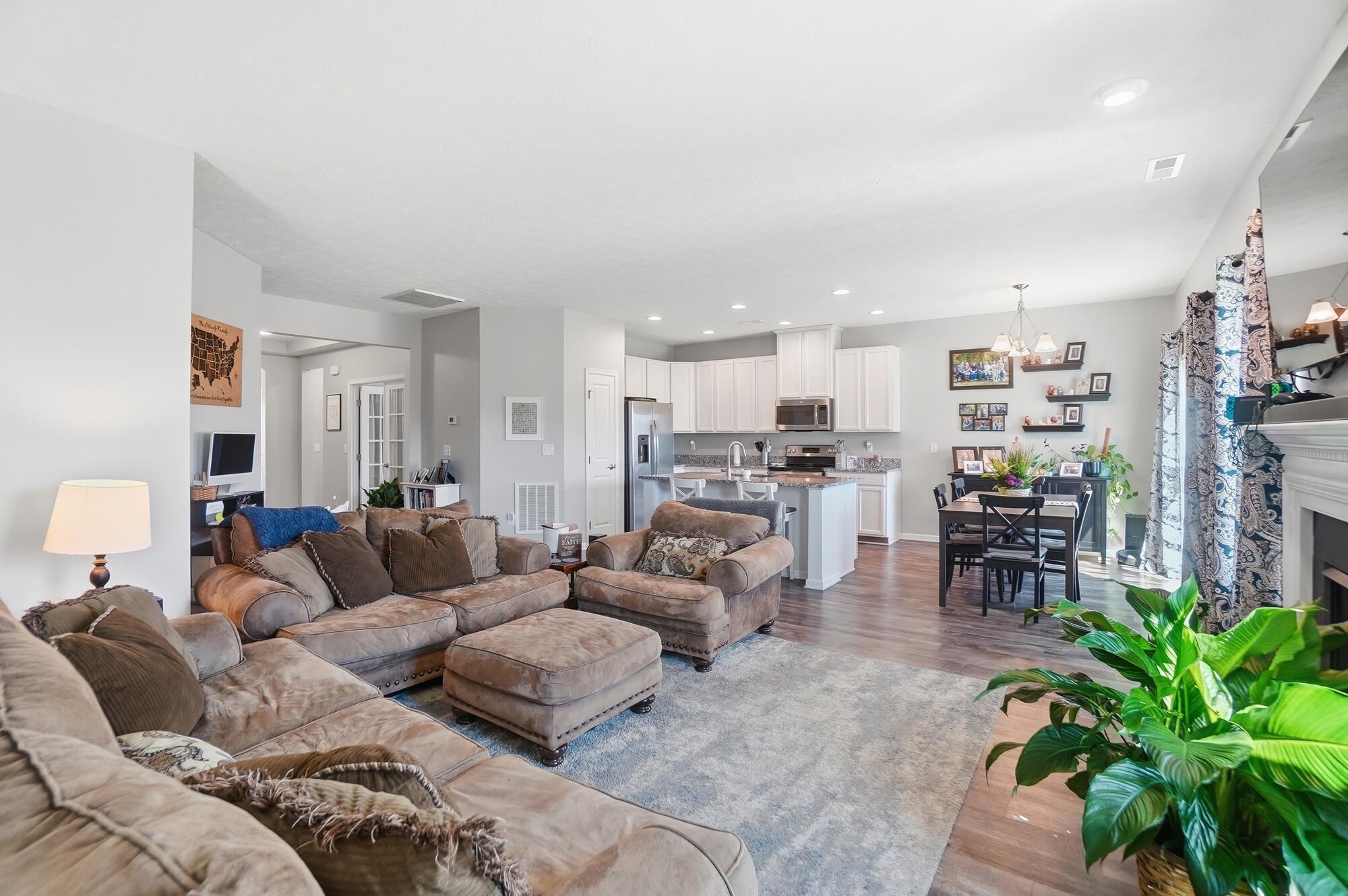 1215 Driftwood Drive, Fairborn, Ohio 45324