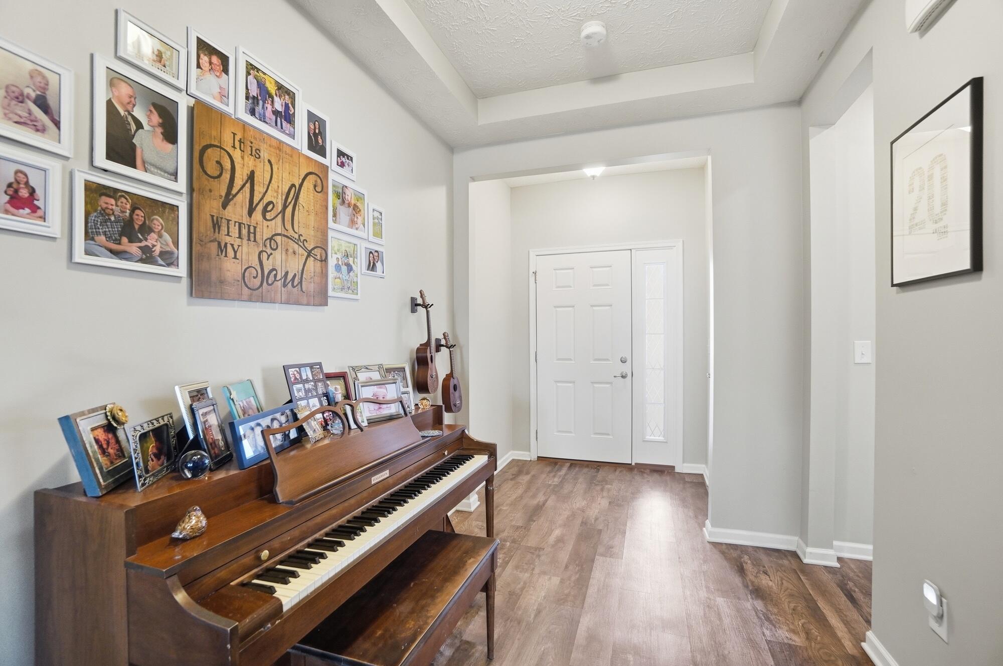 1215 Driftwood Drive, Fairborn, Ohio 45324