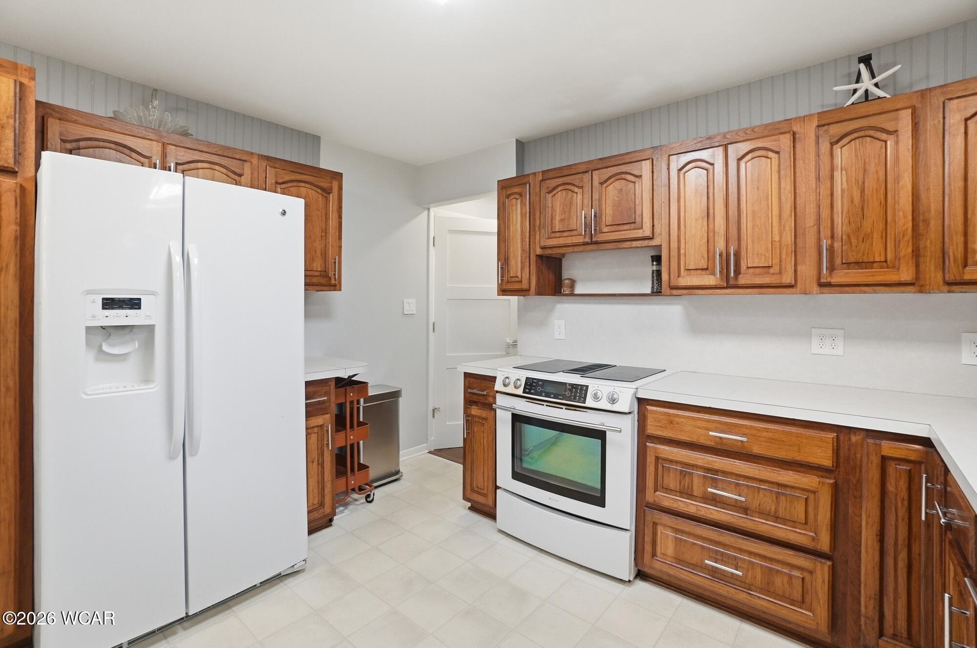 166 Sunset Drive, Bluffton, Ohio