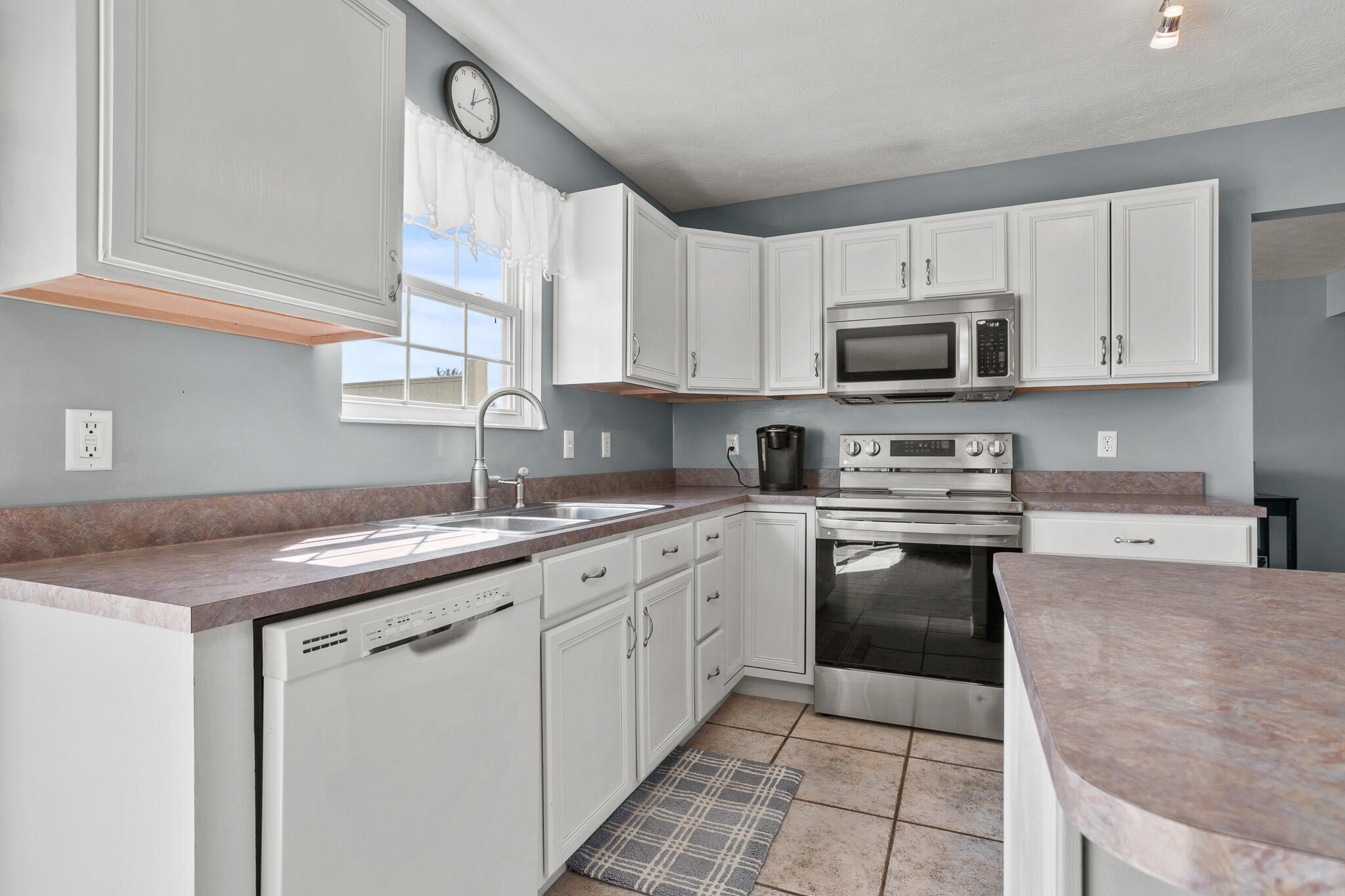 413 Deerwood Drive, Piqua, Ohio 45356