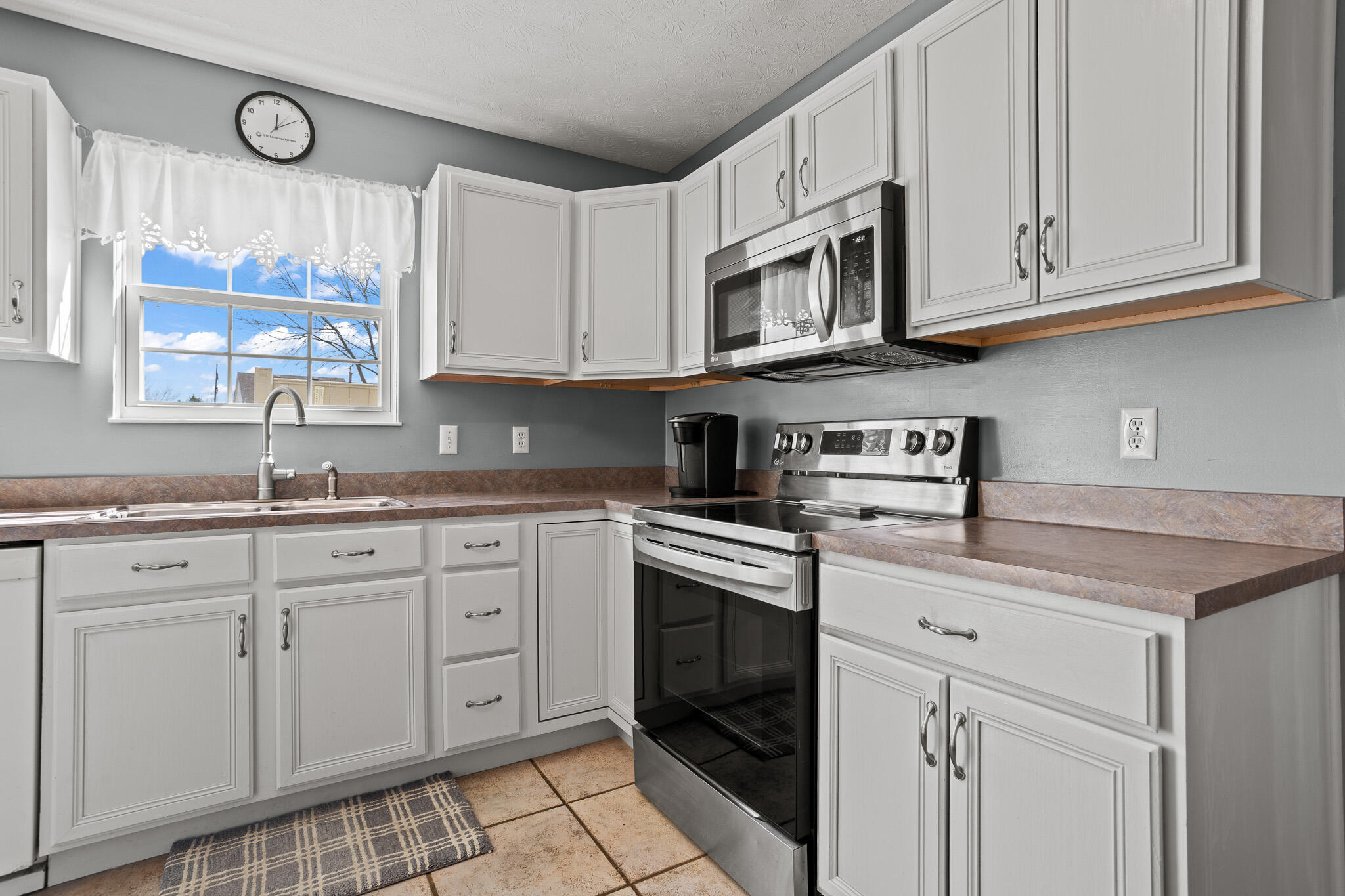 413 Deerwood Drive, Piqua, Ohio 45356