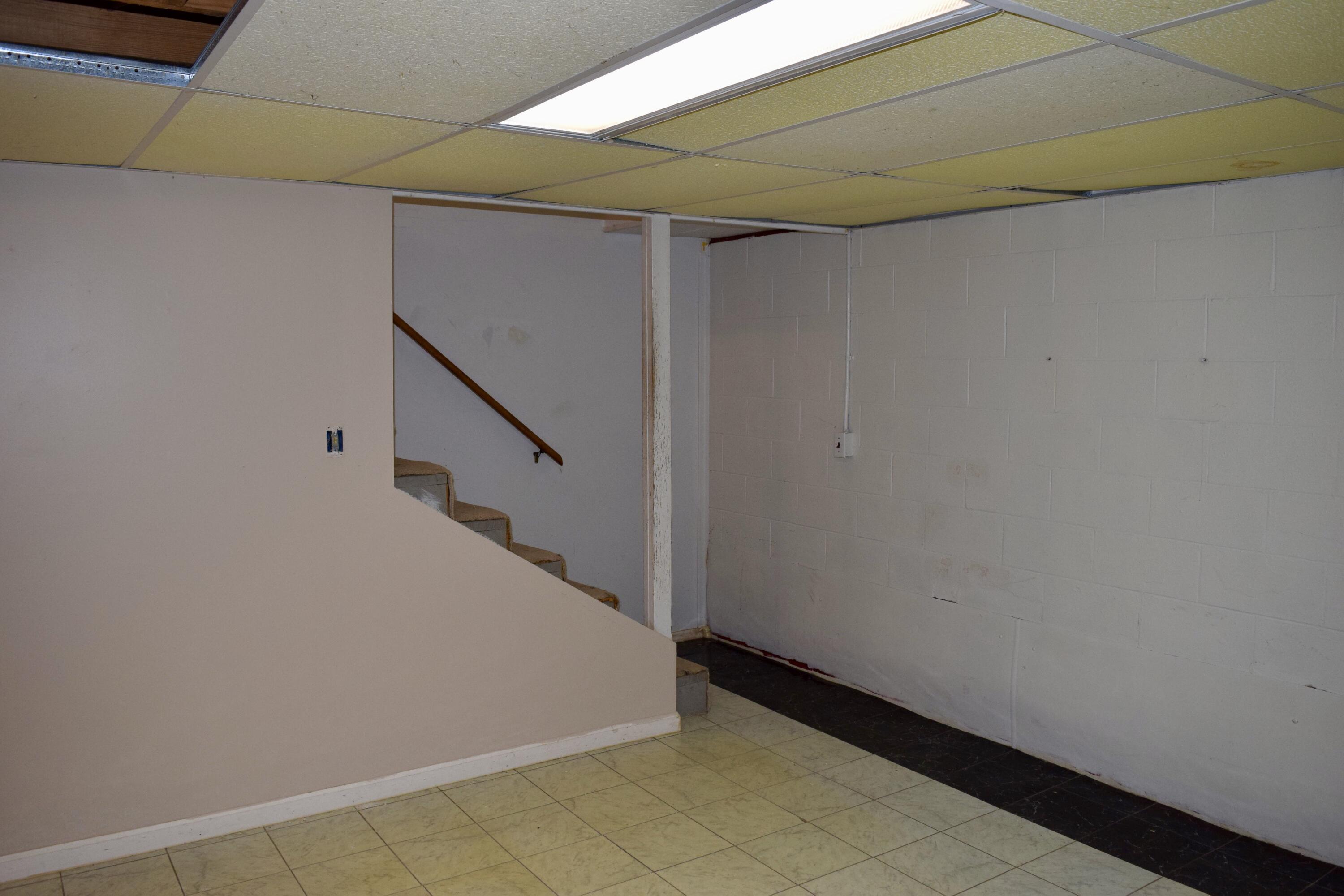 1644 Delmar Drive, Springfield, Ohio 45503