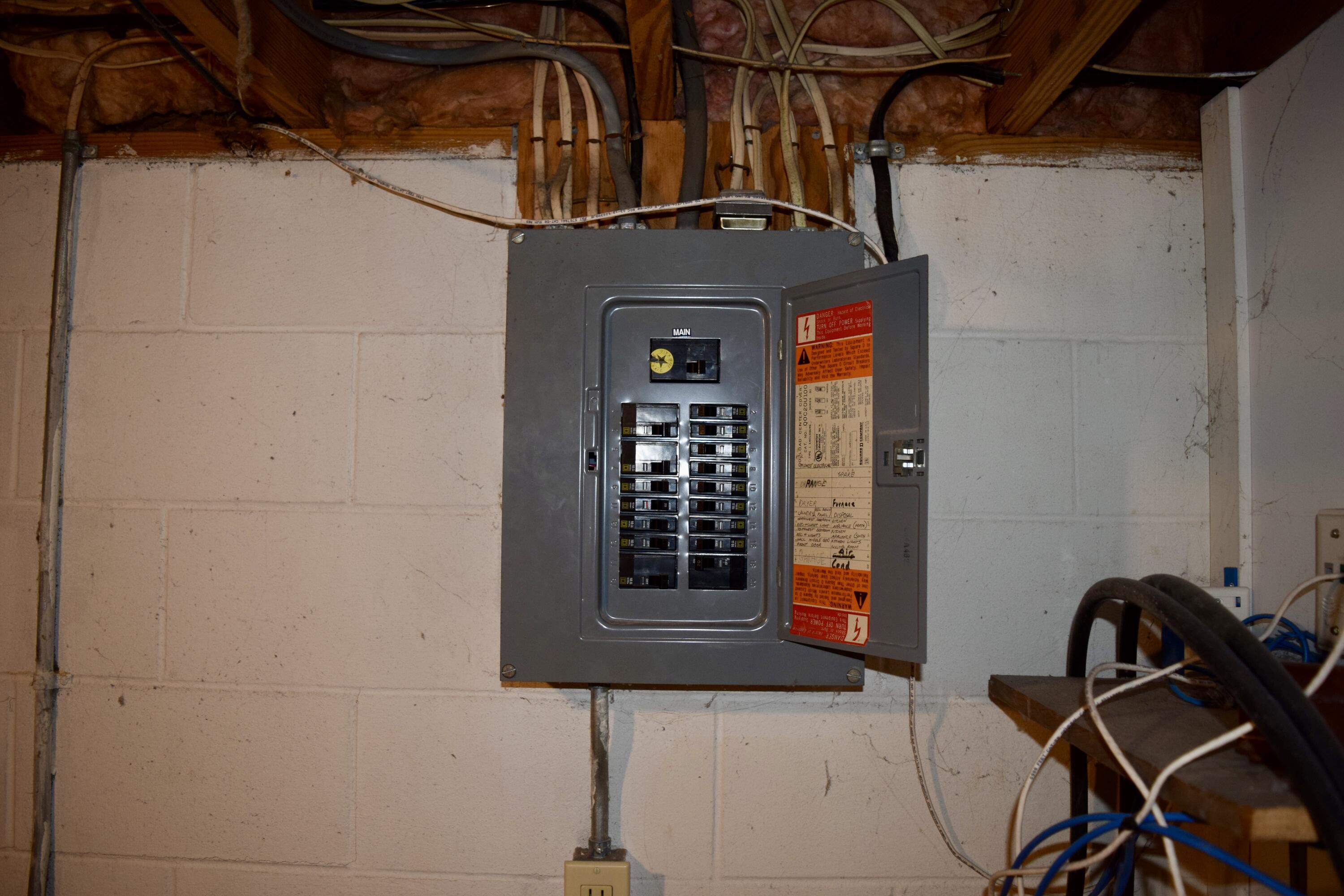 1644 Delmar Drive, Springfield, Ohio 45503