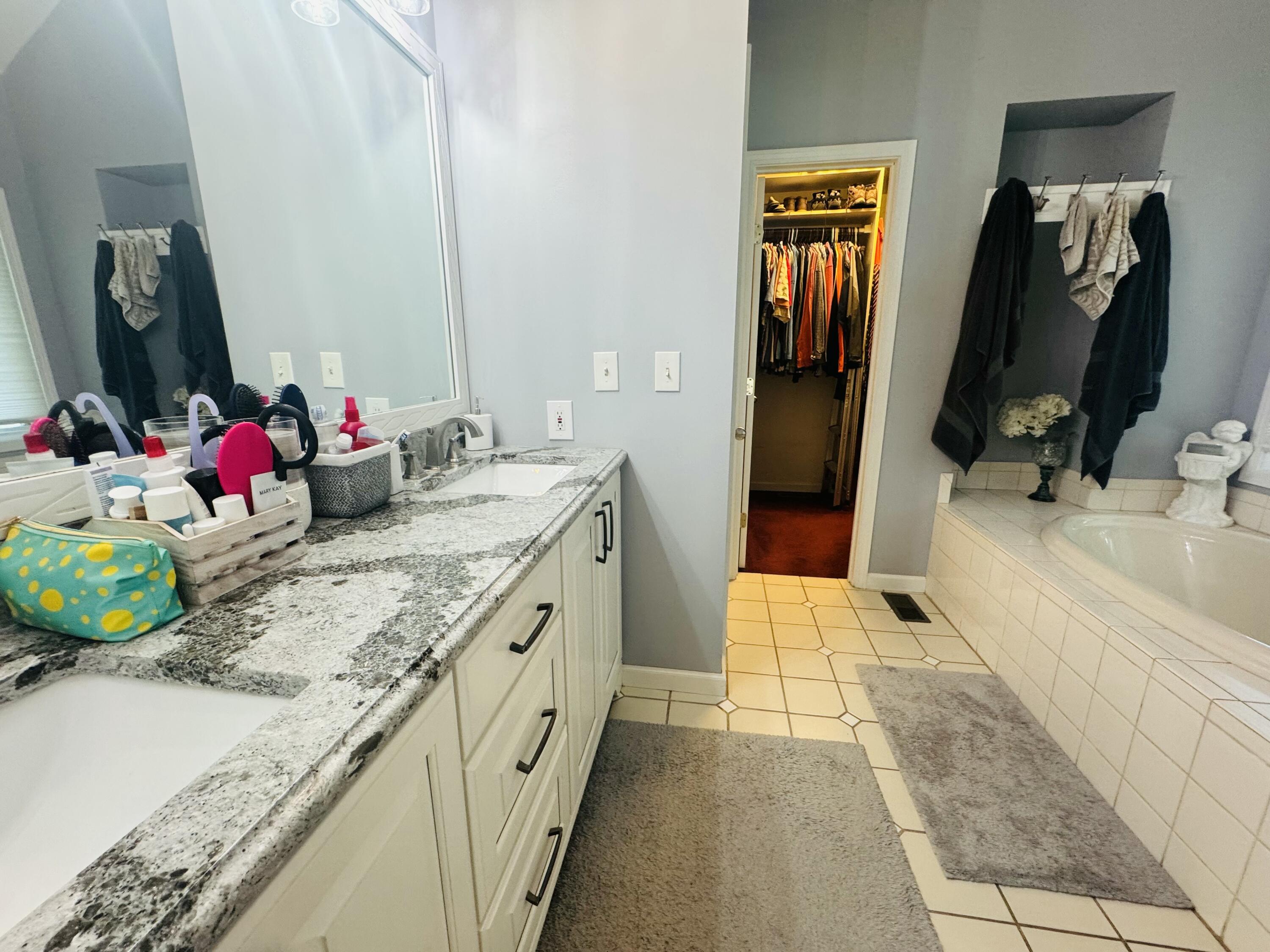 6764 Silver Lakes Drive, Celina, Ohio 45822