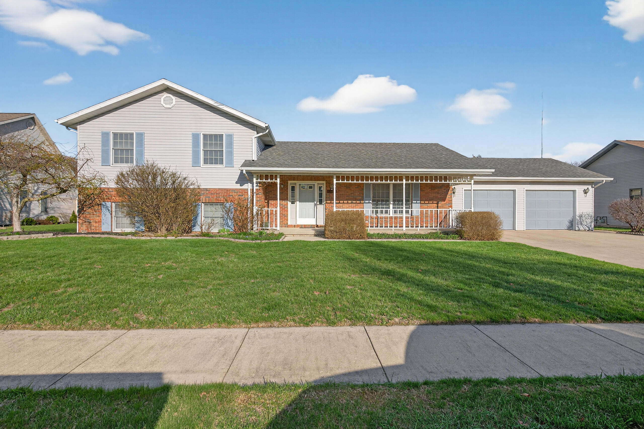 1528 Mary Lane, Celina, Ohio 45822