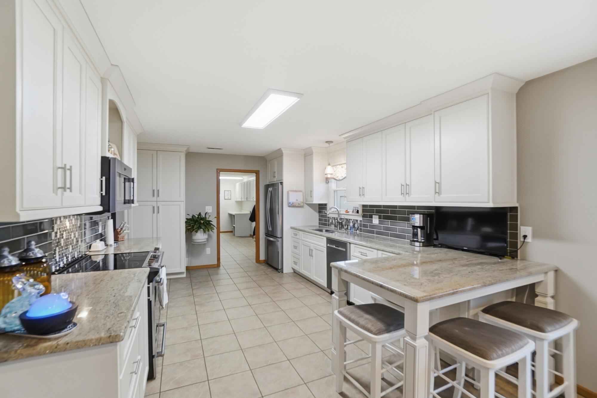 24702 Buckland Holden Road, Waynesfield, Ohio 45896