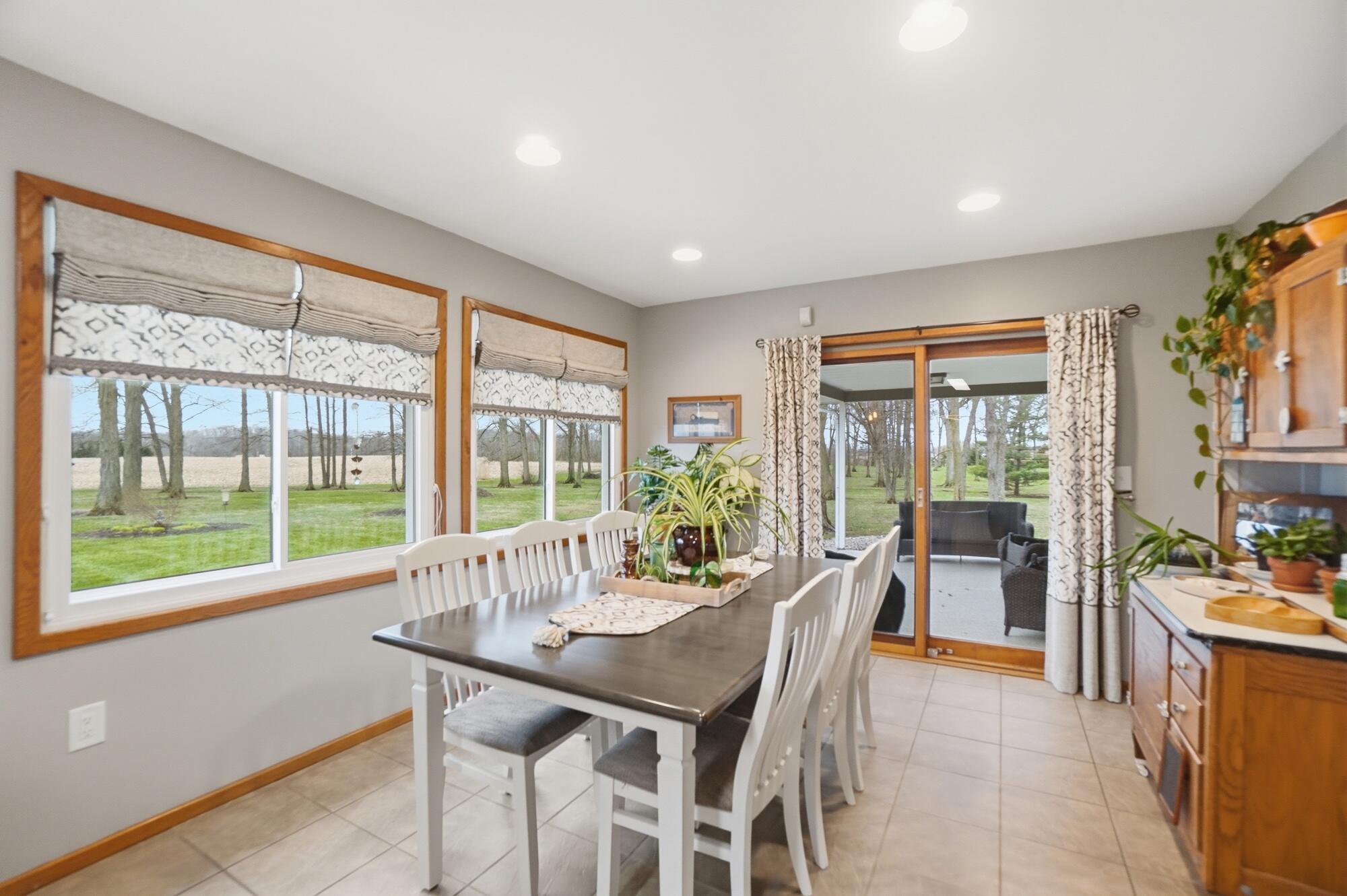 24702 Buckland Holden Road, Waynesfield, Ohio 45896