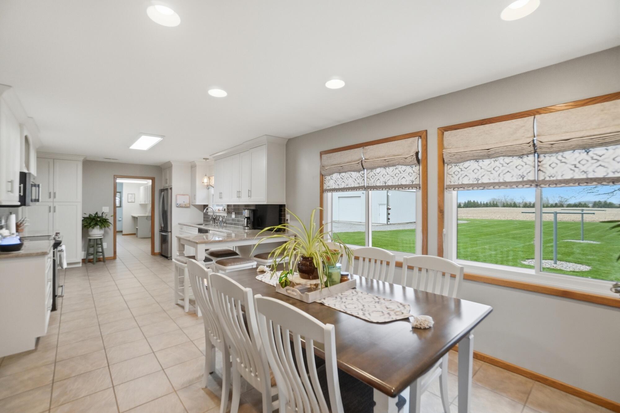 24702 Buckland Holden Road, Waynesfield, Ohio 45896