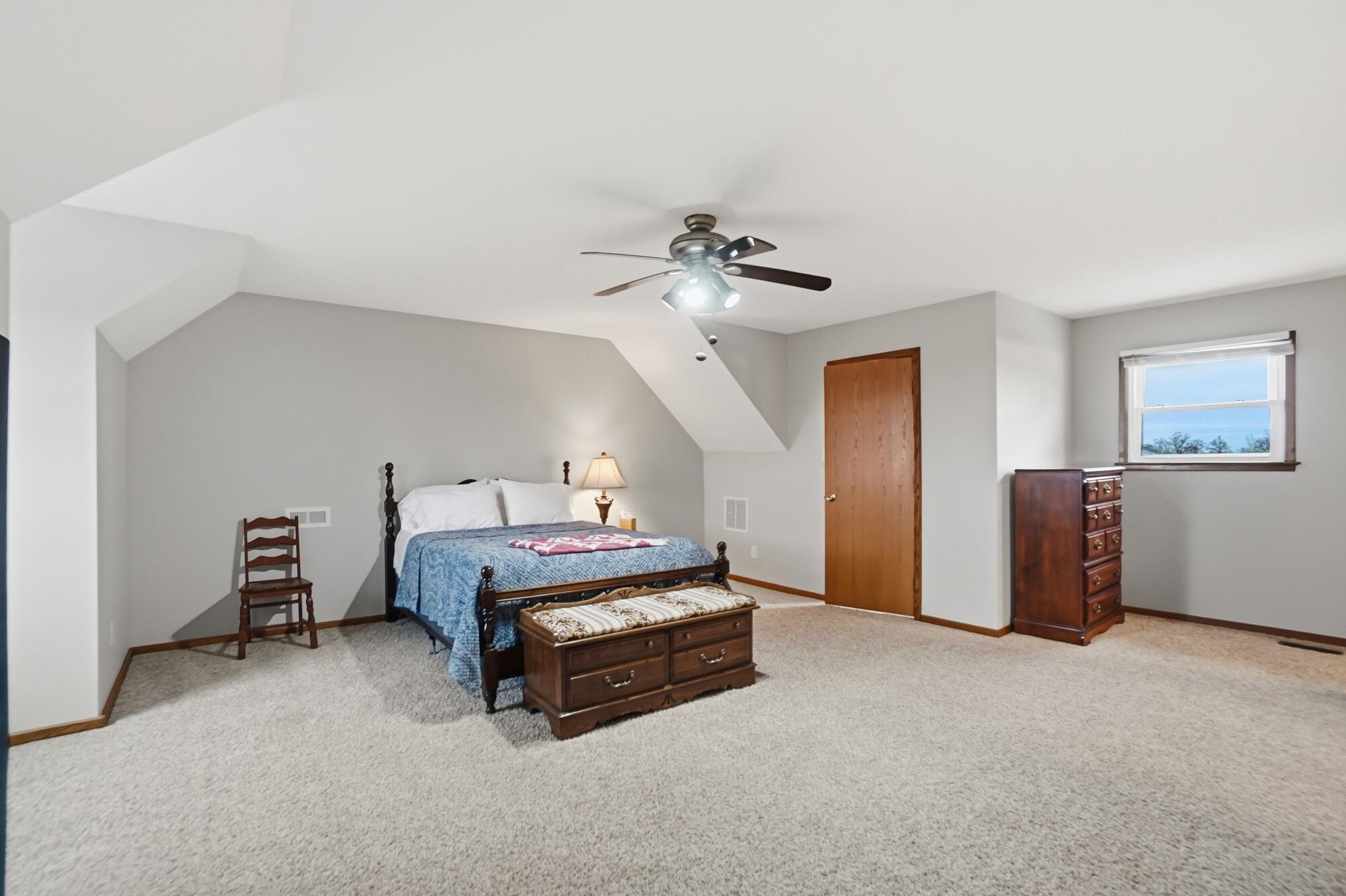 24702 Buckland Holden Road, Waynesfield, Ohio 45896