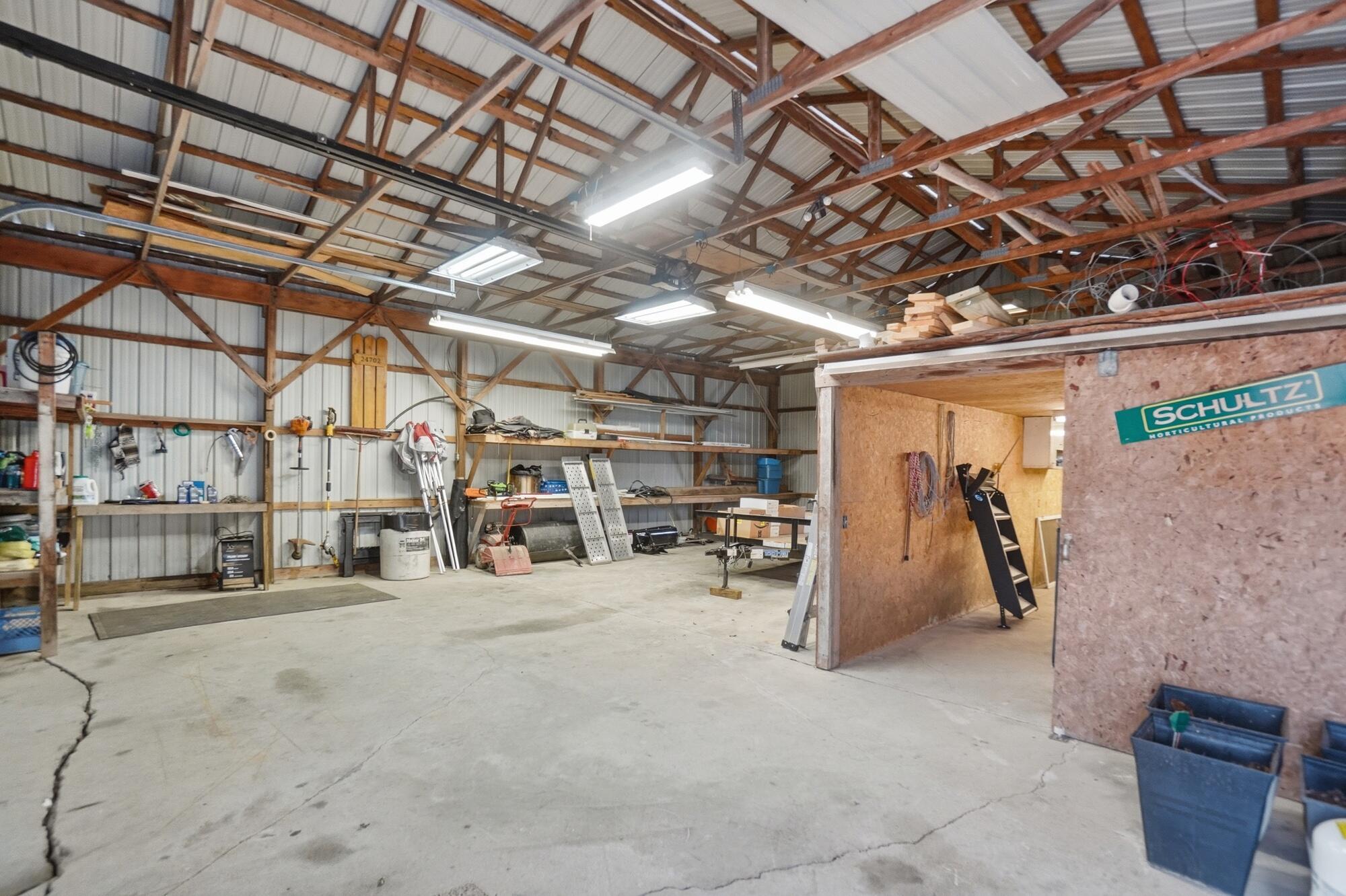 24702 Buckland Holden Road, Waynesfield, Ohio 45896