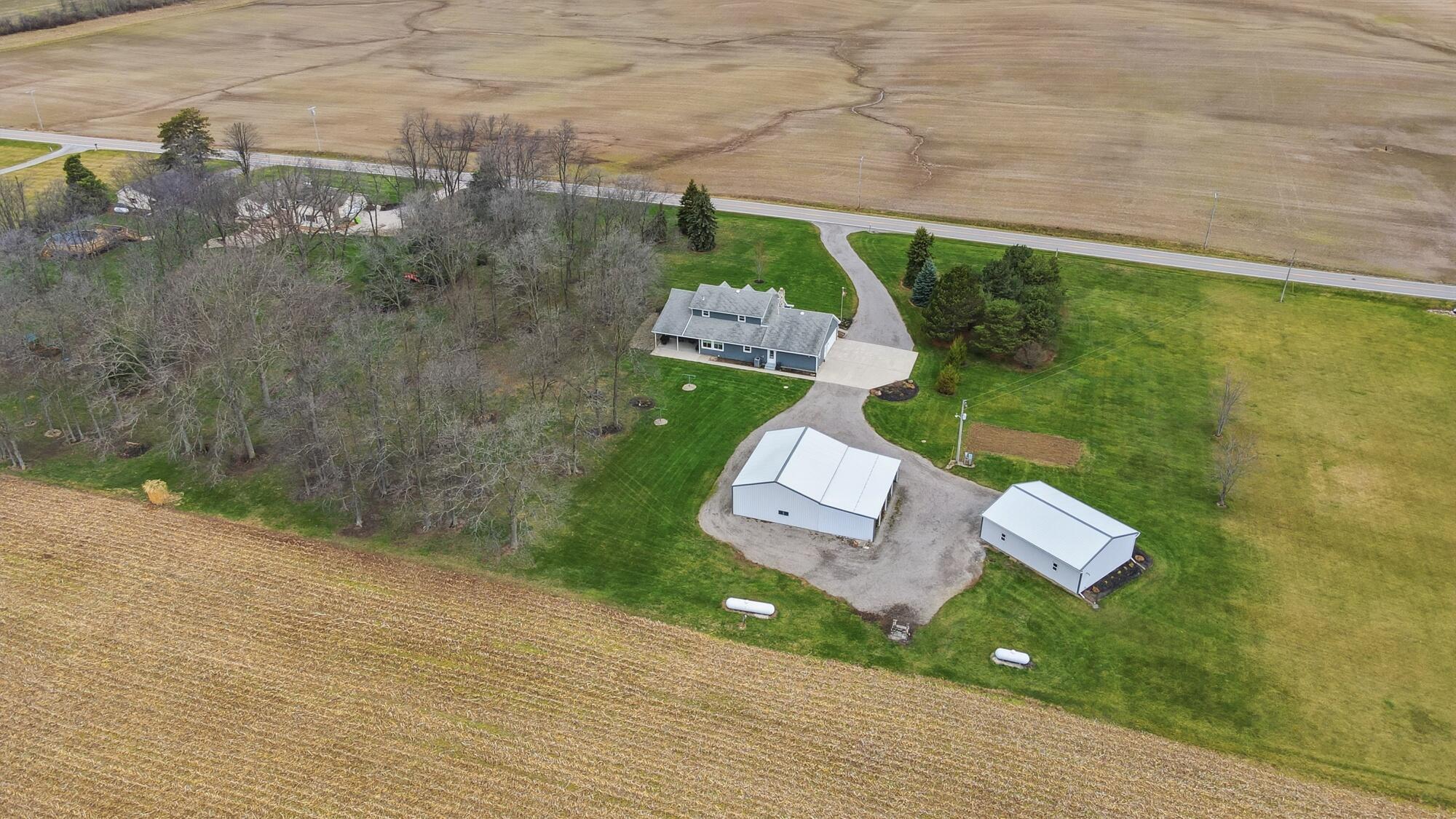 24702 Buckland Holden Road, Waynesfield, Ohio 45896