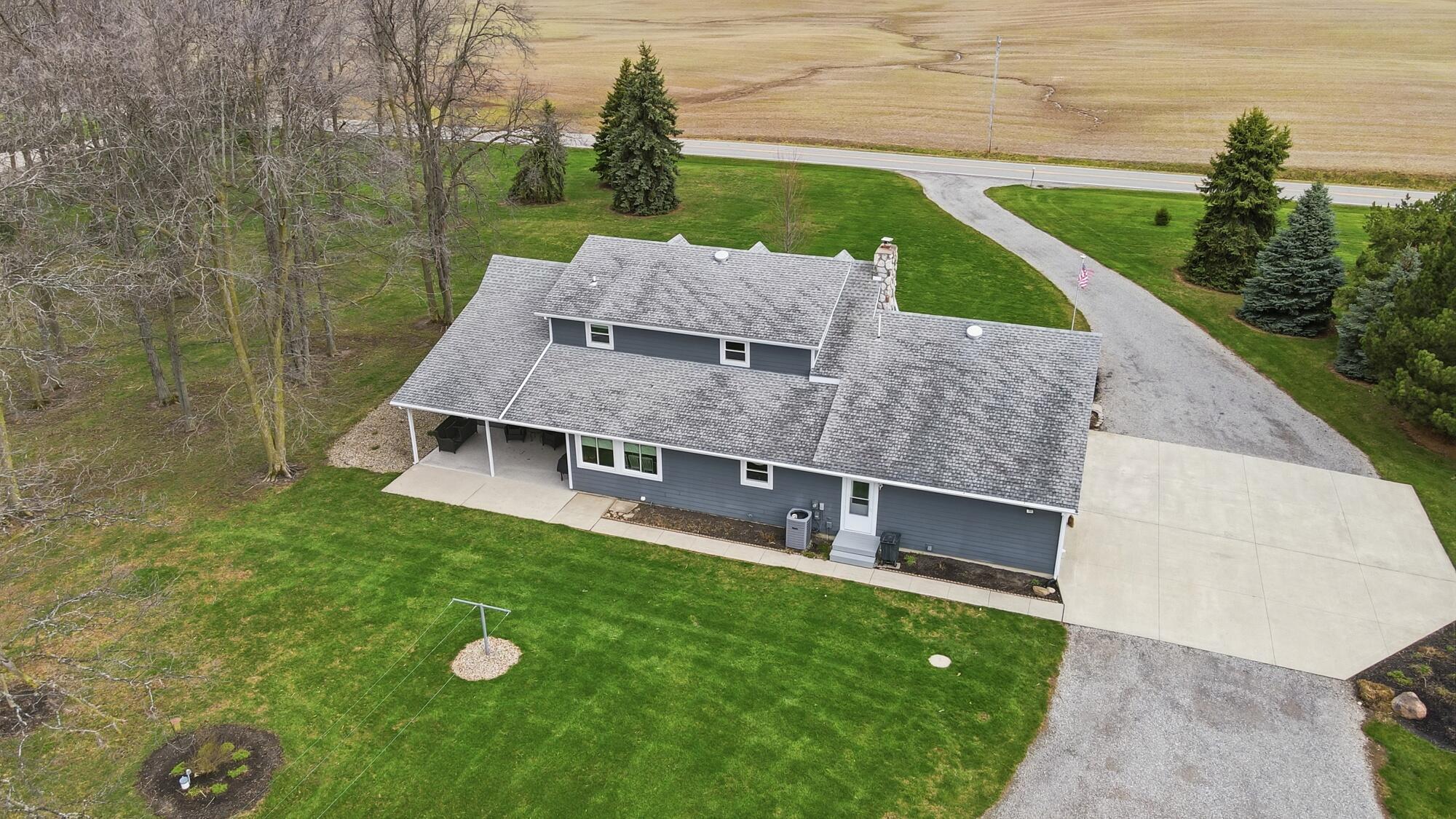 24702 Buckland Holden Road, Waynesfield, Ohio 45896