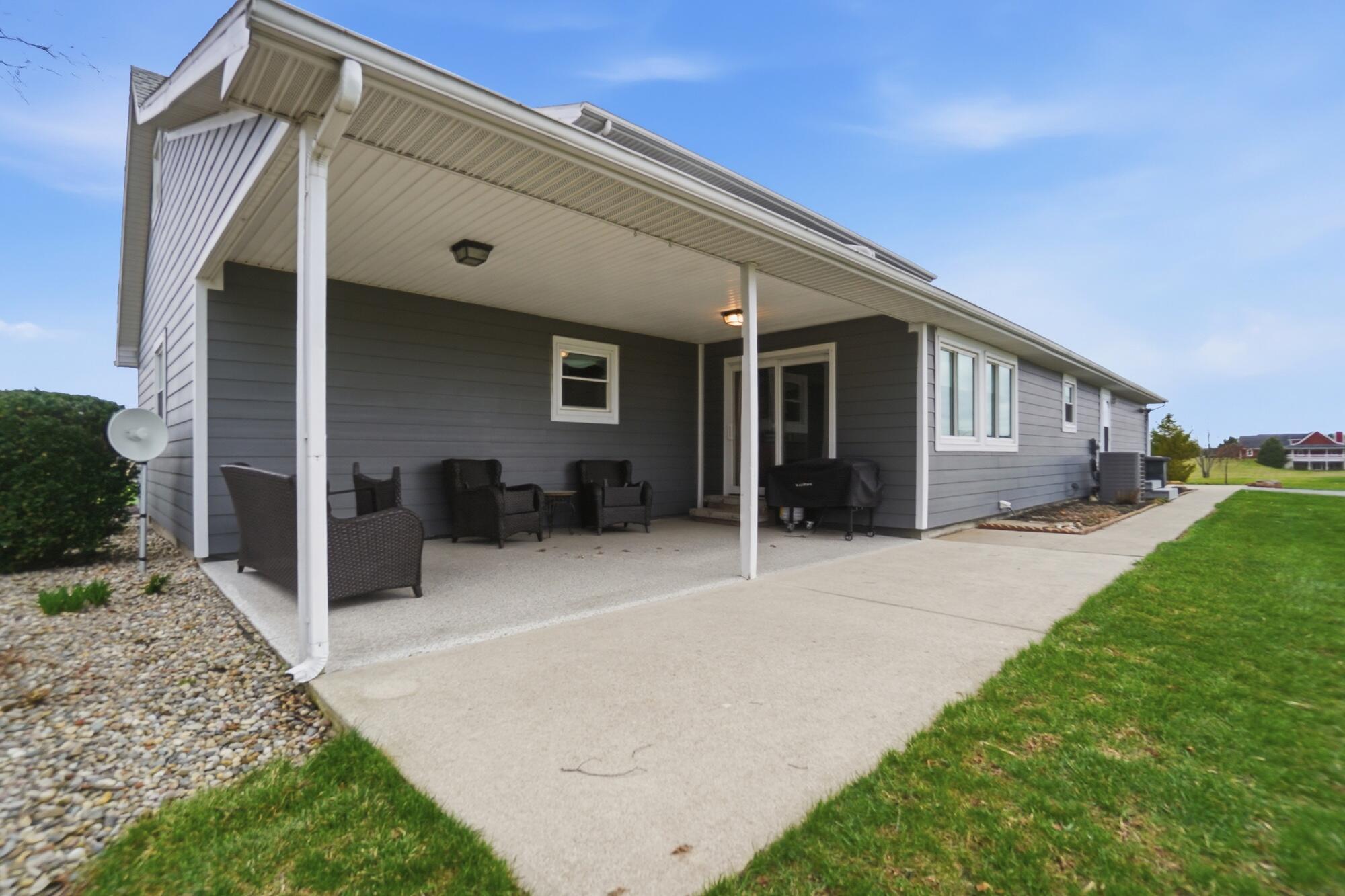 24702 Buckland Holden Road, Waynesfield, Ohio 45896