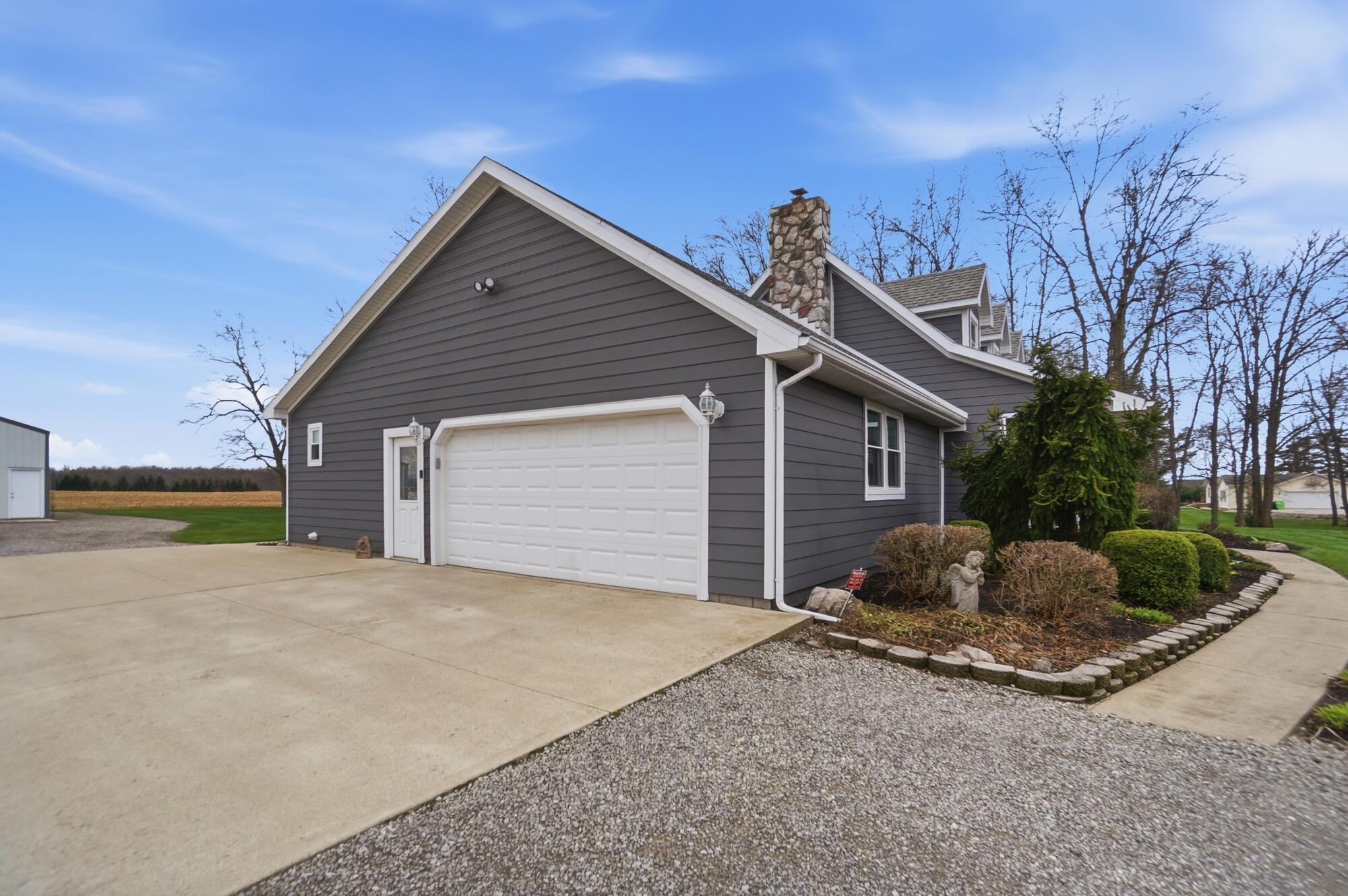 24702 Buckland Holden Road, Waynesfield, Ohio 45896