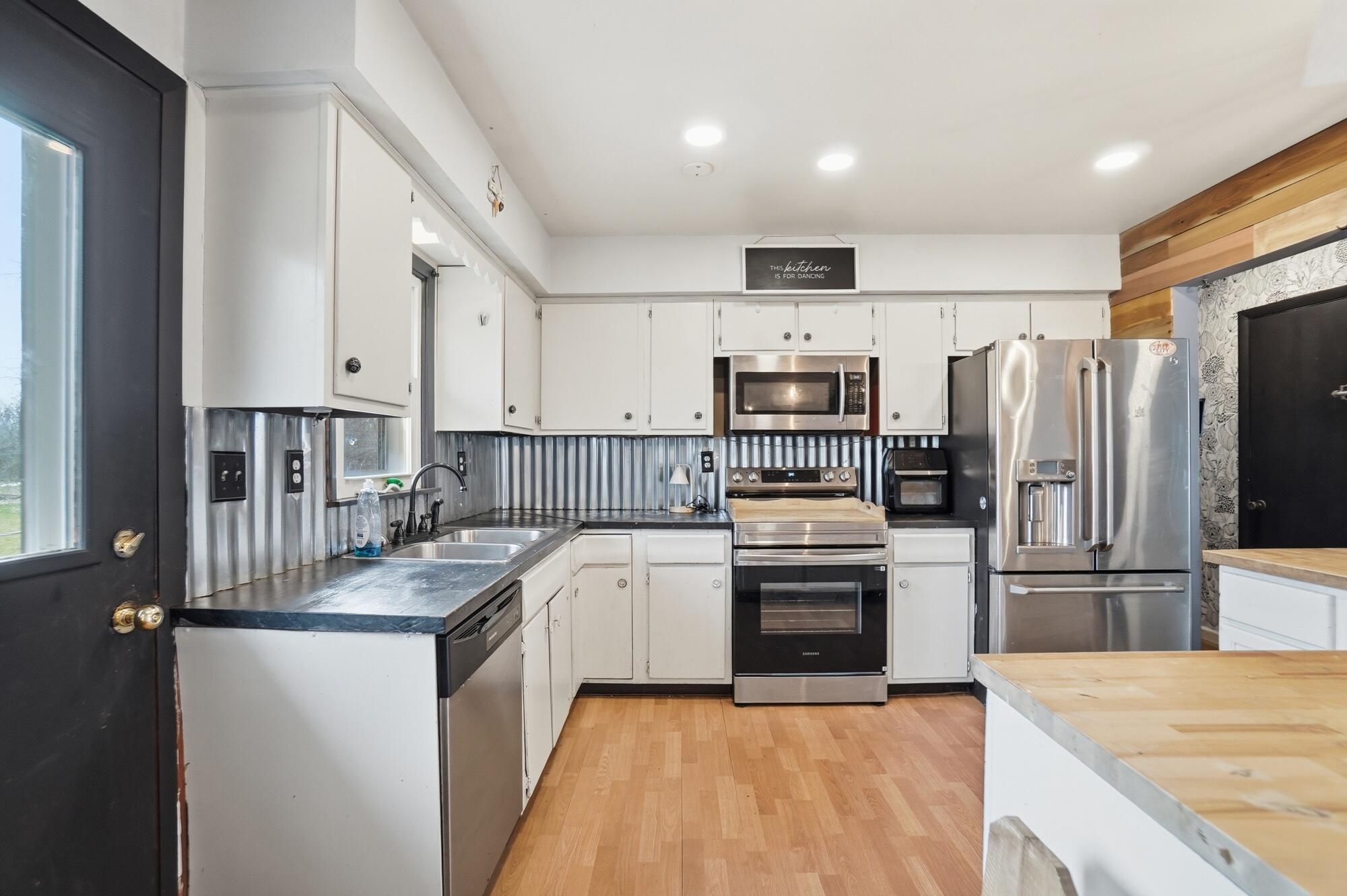 290 Ginghamsburg Road, Tipp City, Ohio 45371