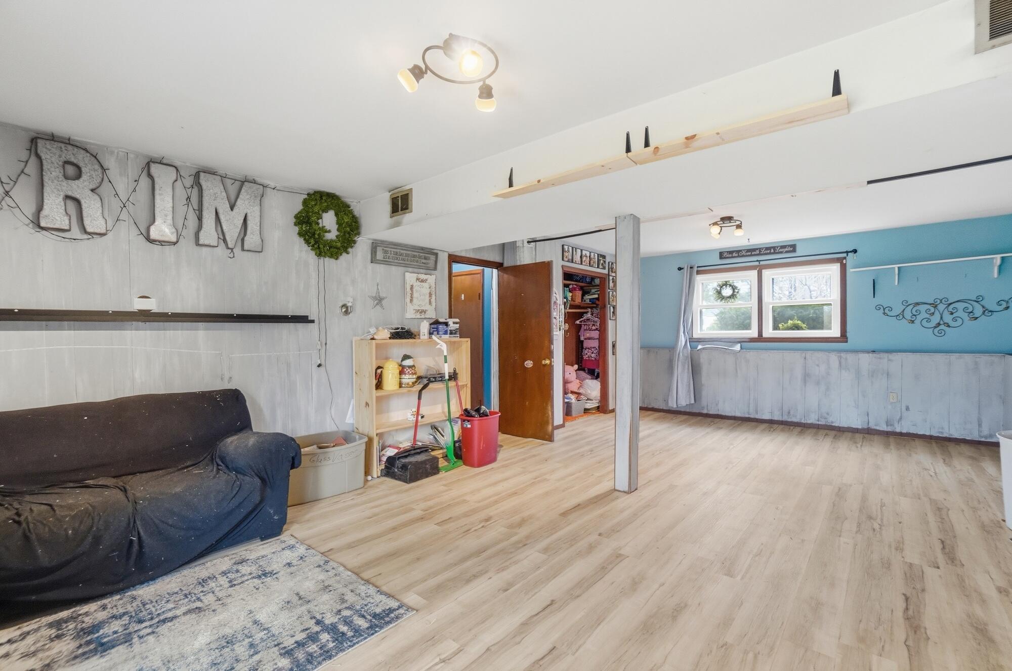 290 Ginghamsburg Road, Tipp City, Ohio 45371