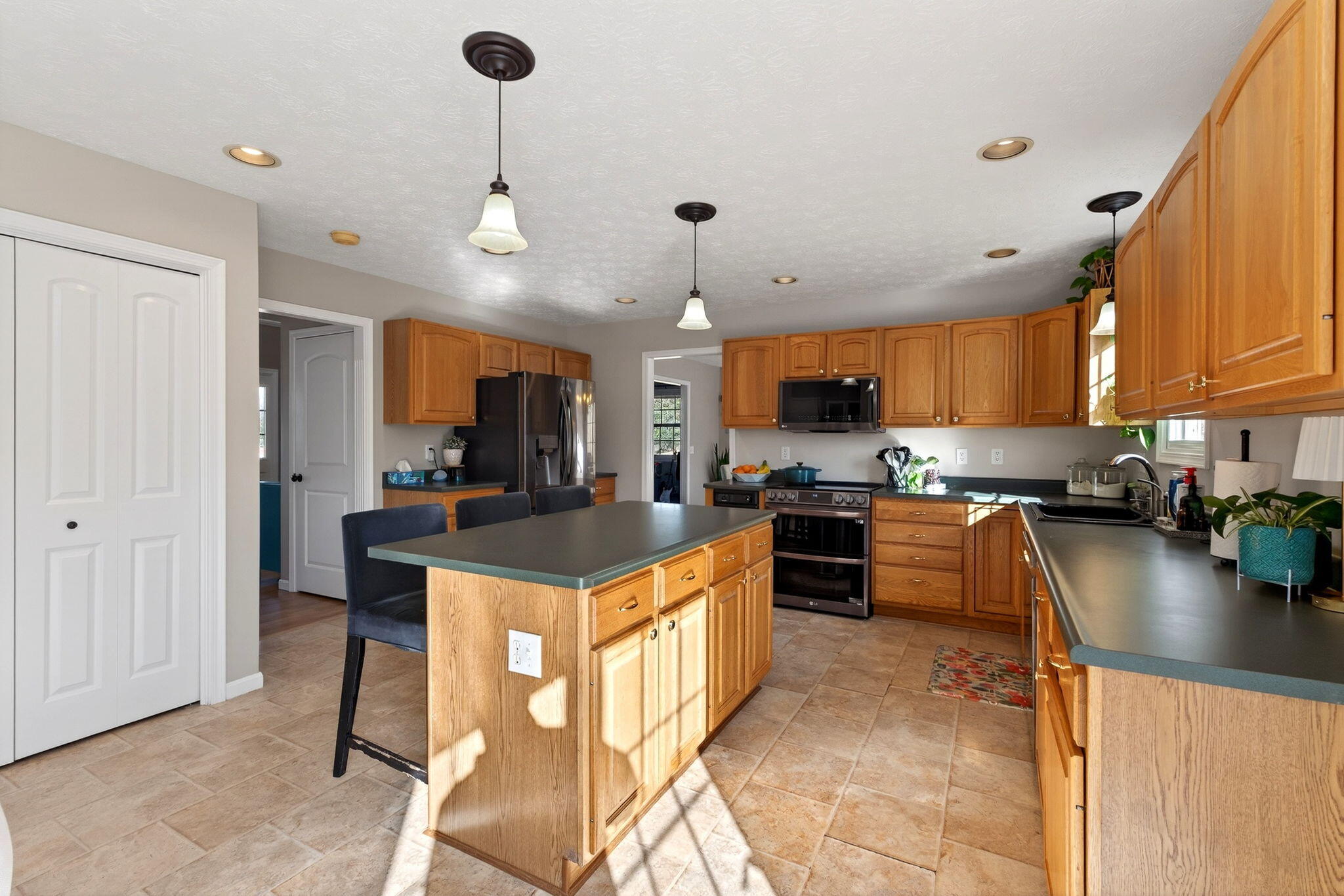 335 Willow Road, Springfield, Ohio 45502