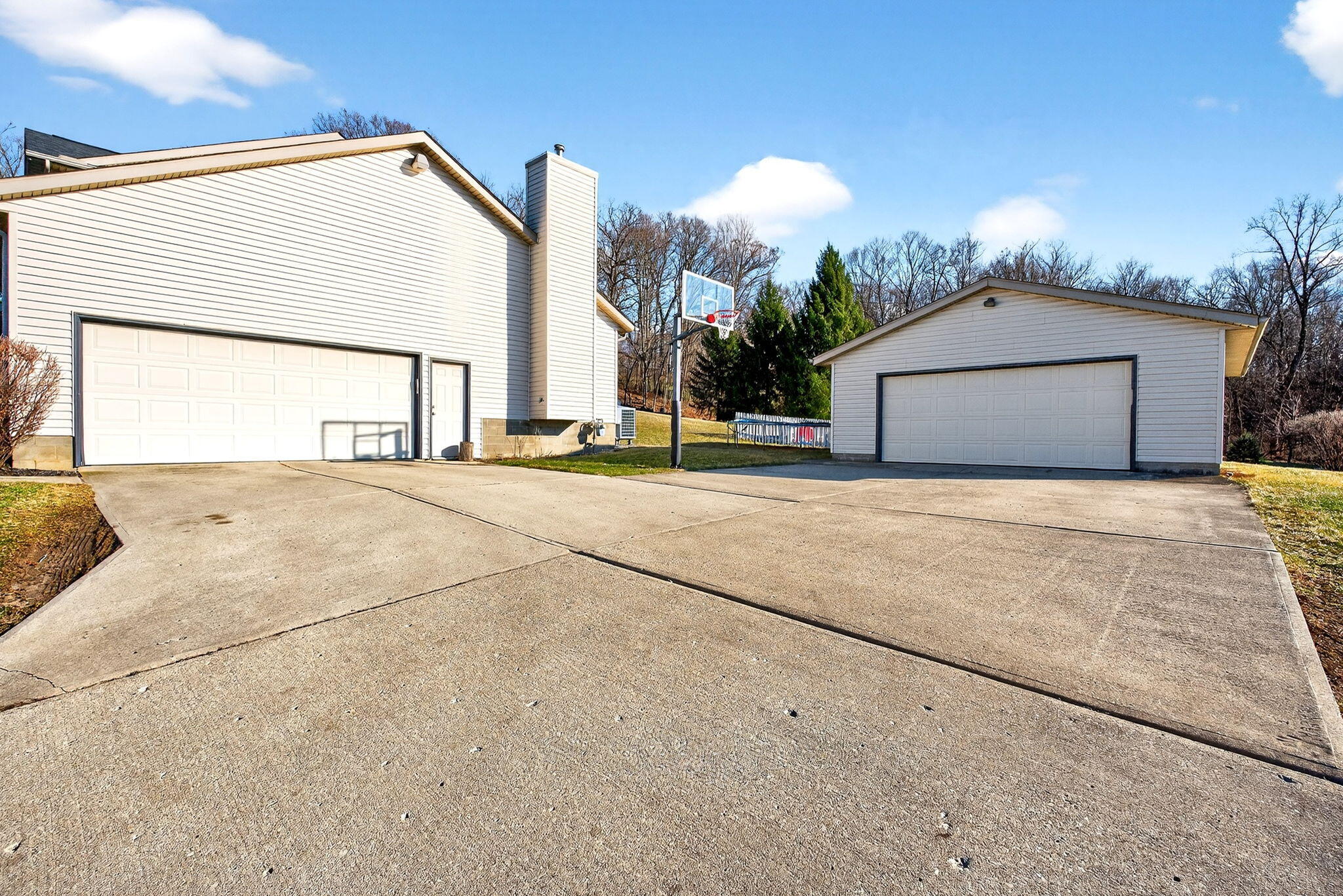 335 Willow Road, Springfield, Ohio 45502