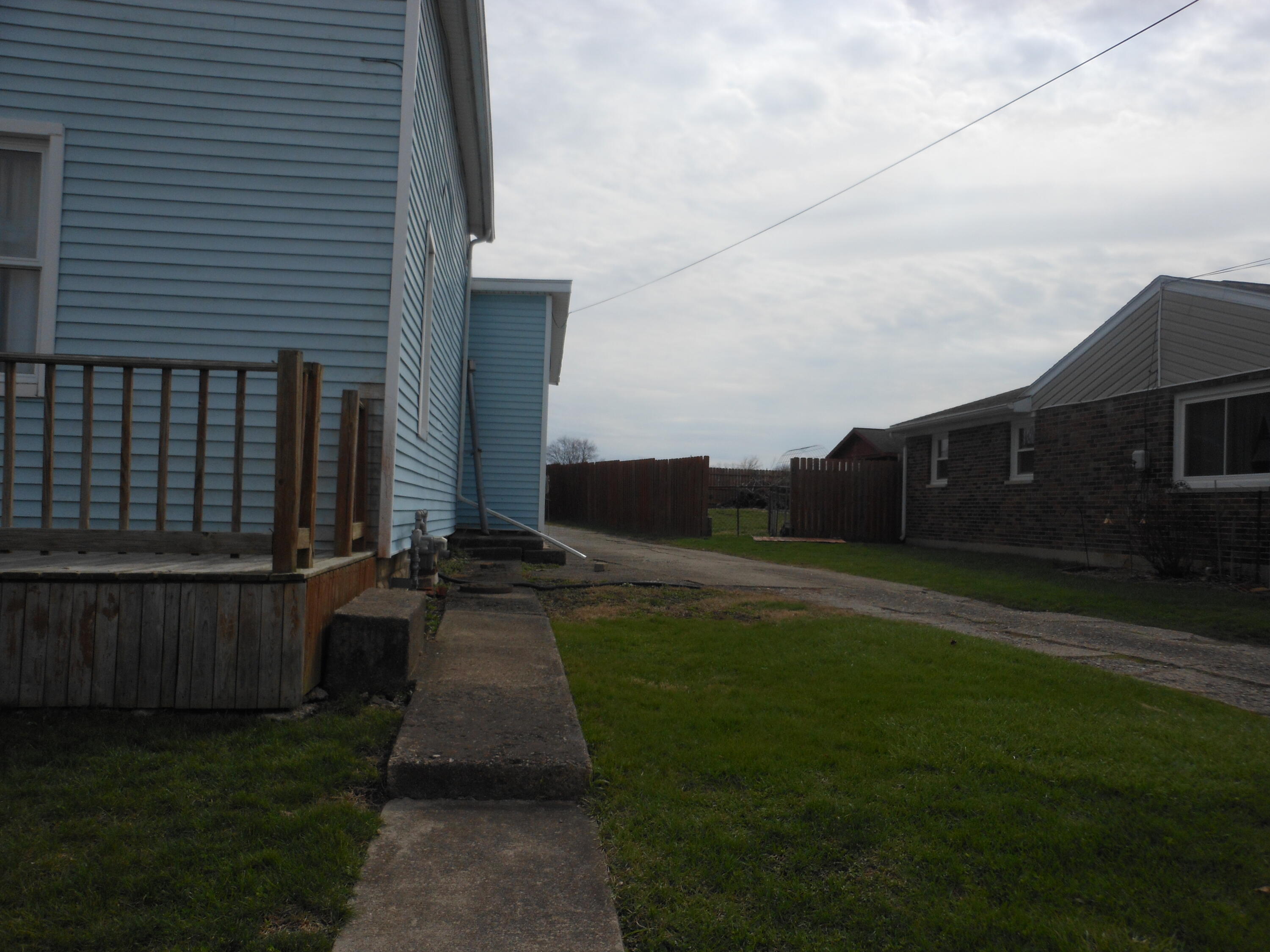 419 Main Street, Bradford, Ohio 45308